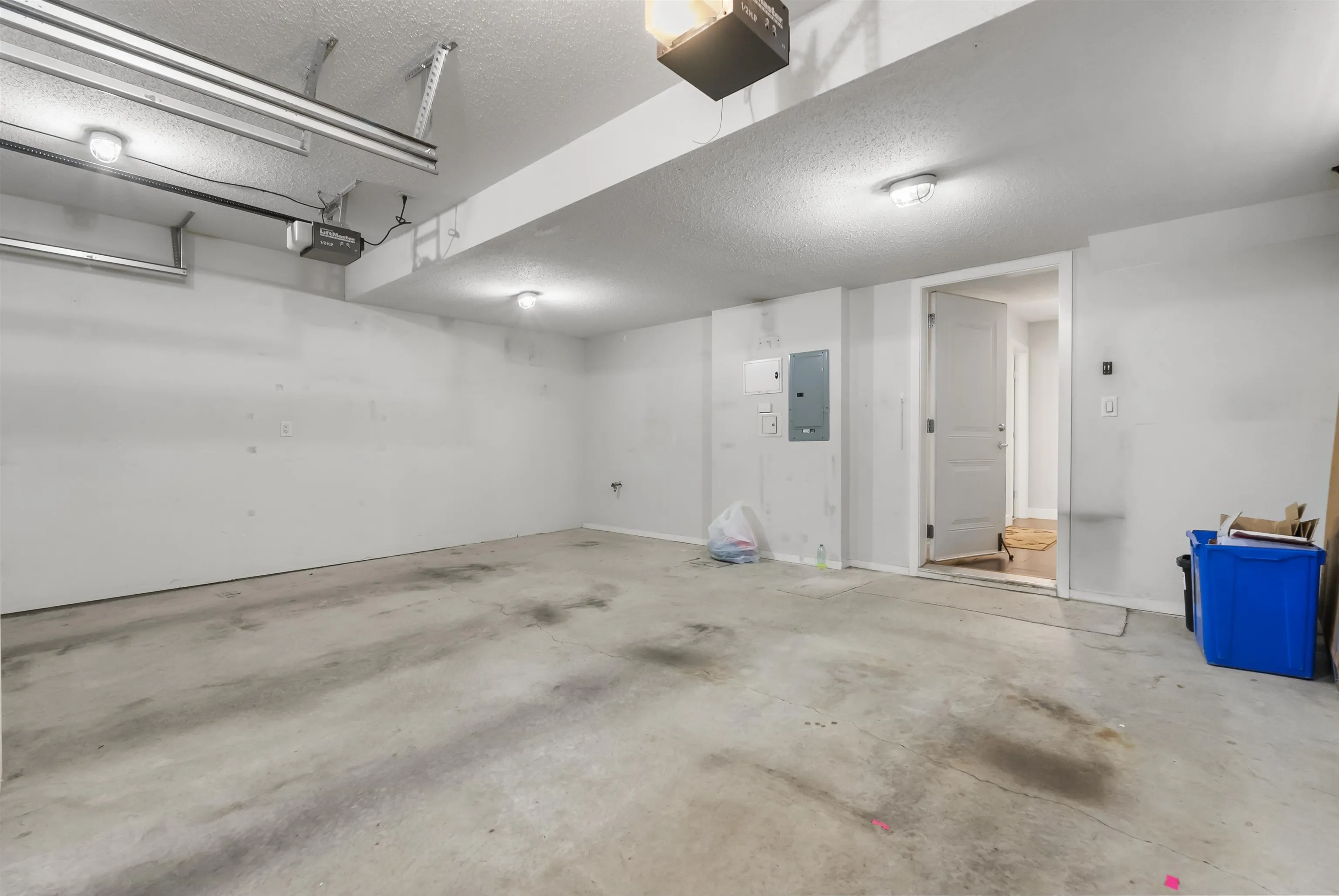 19551 66 Avenue #88