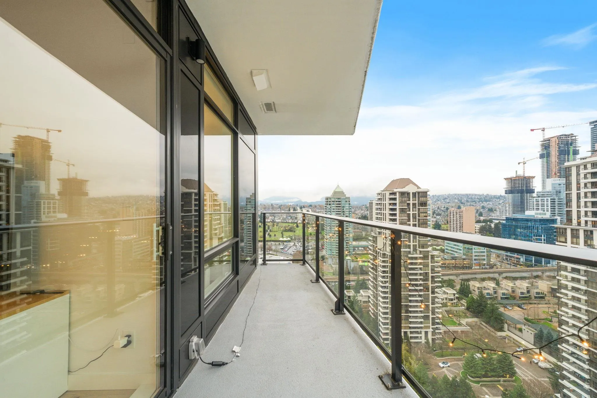 2607 2181 Madison Avenue