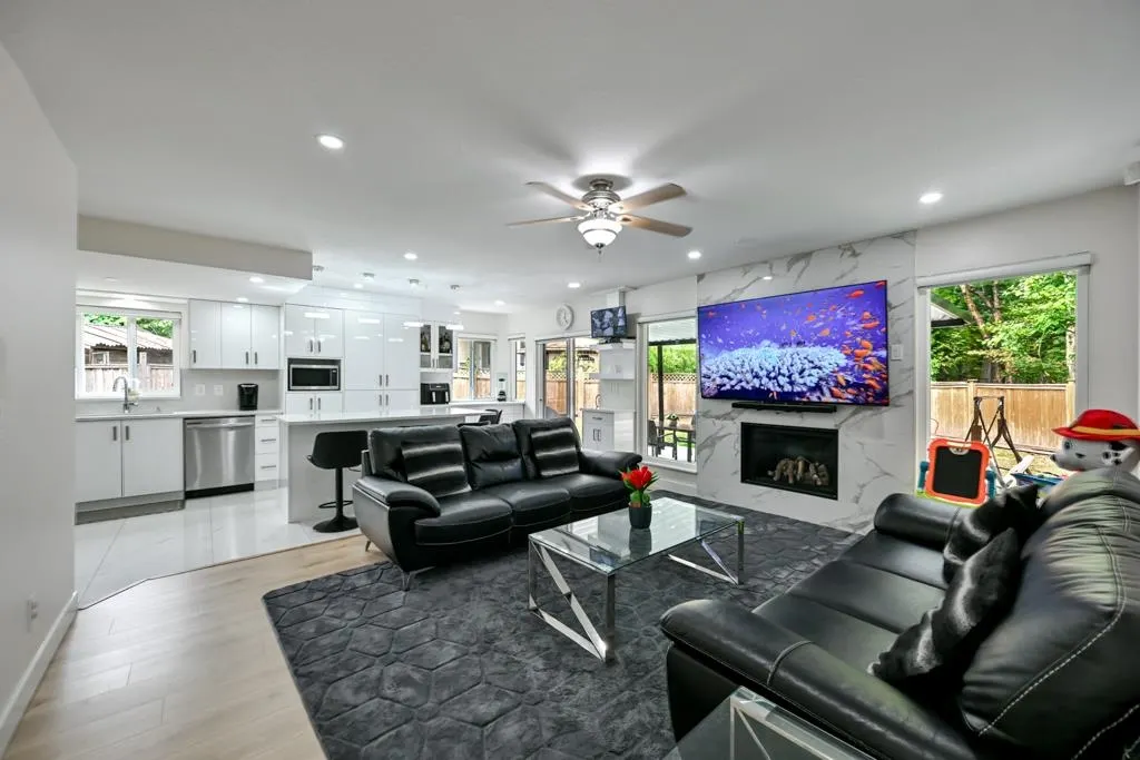 12925 65 Avenue
