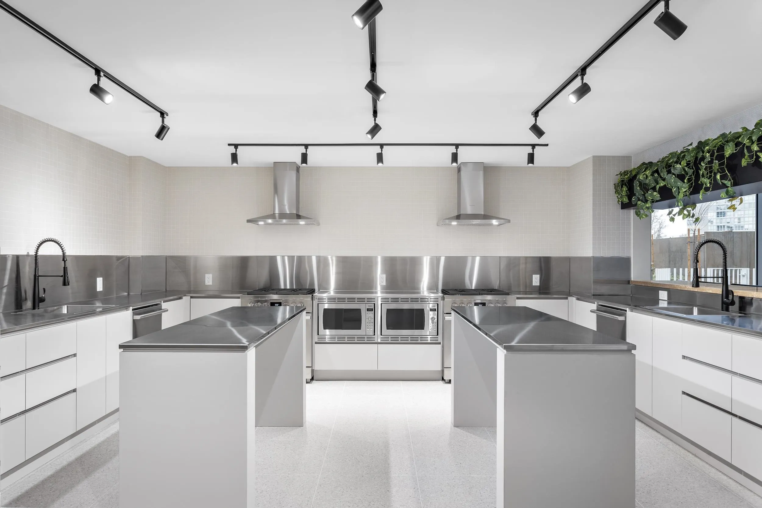 13573 98a Avenue #1904