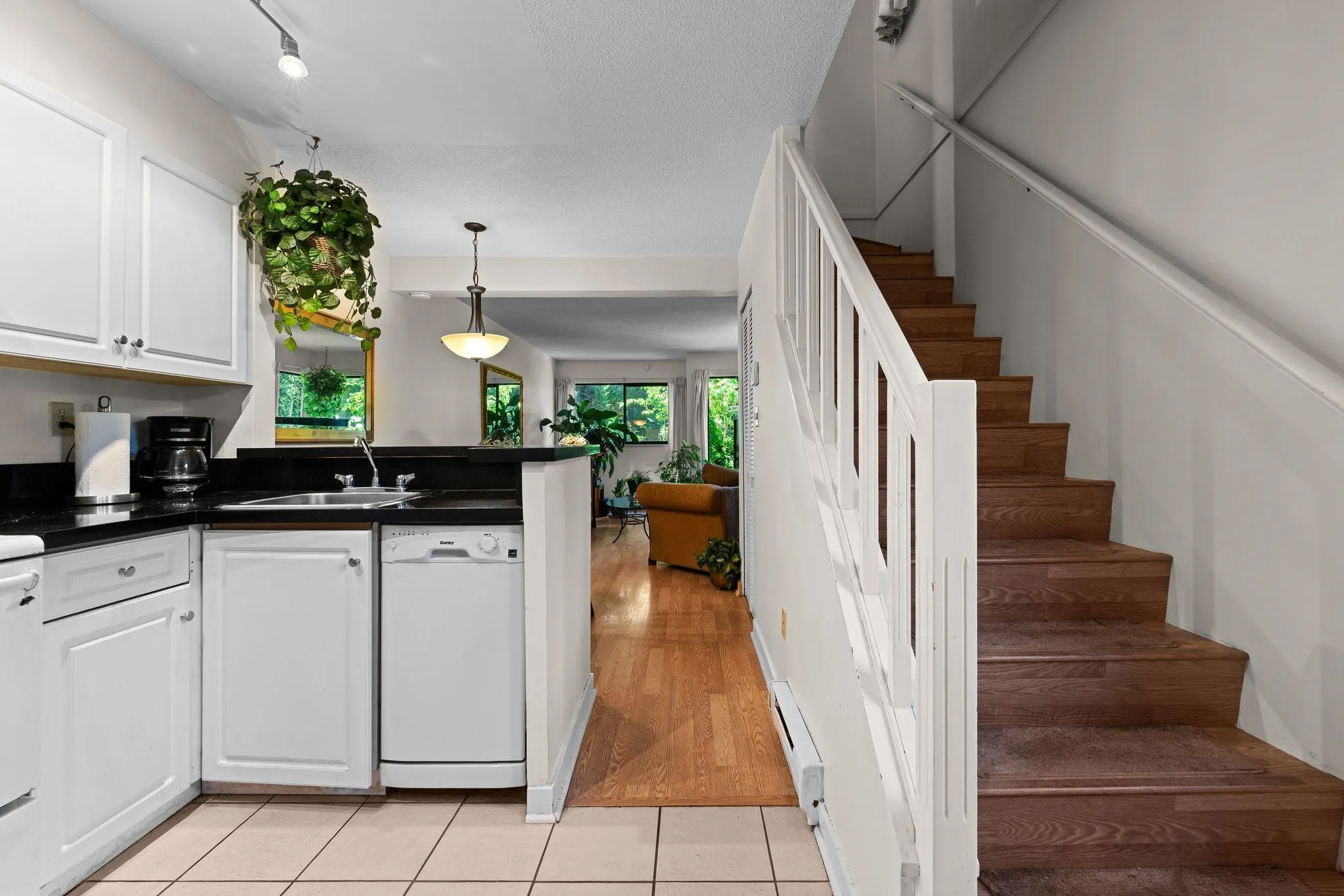 460 W 16th Avenue #31