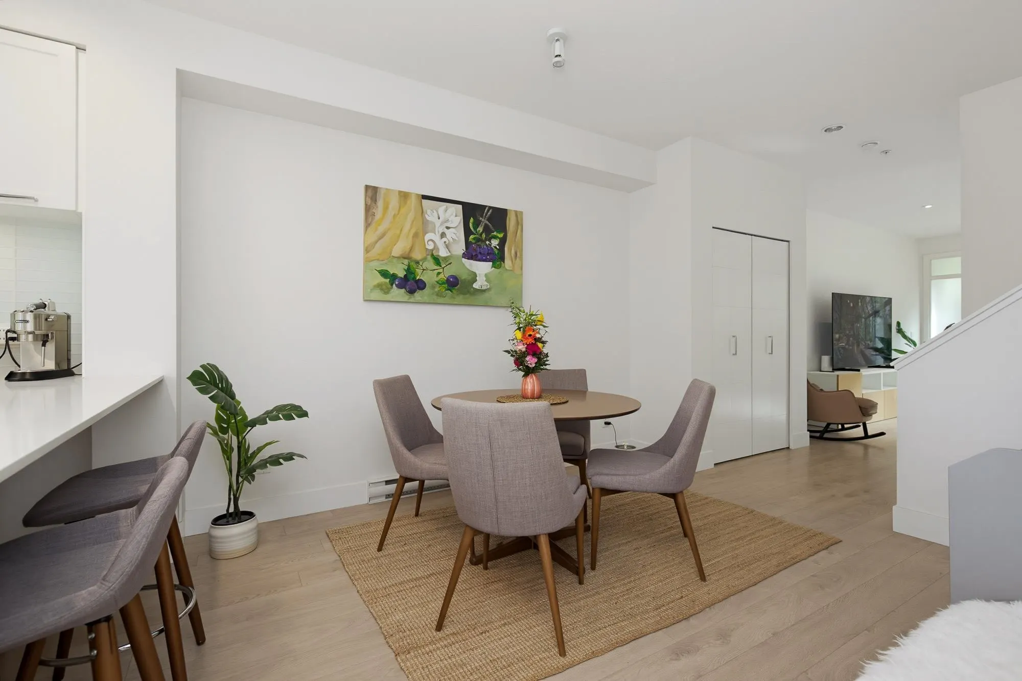 15918 Mountain View Drive #8