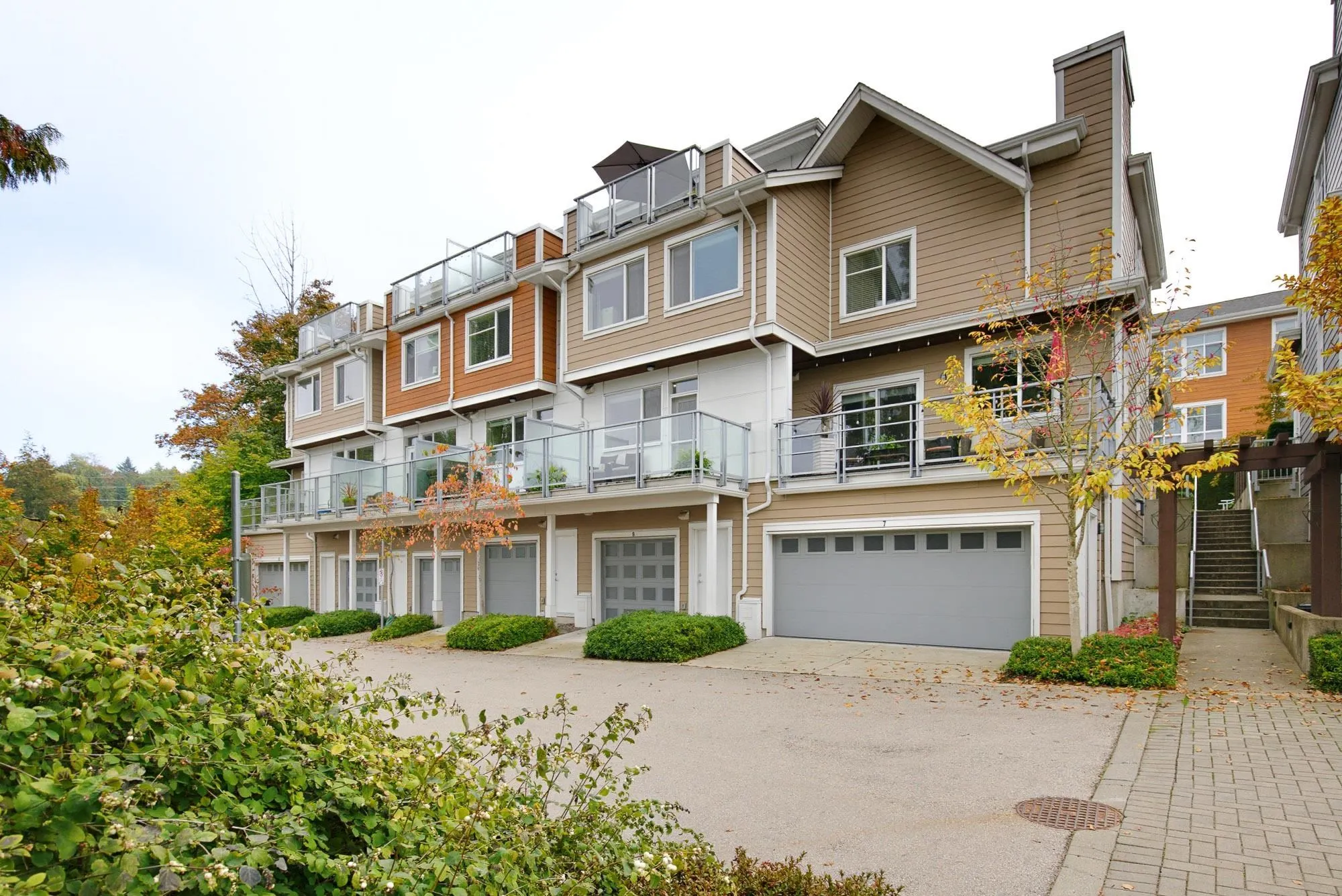 15918 Mountain View Drive #8