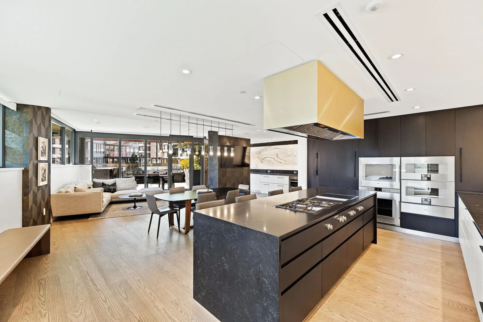 1601 Quebec Street #101