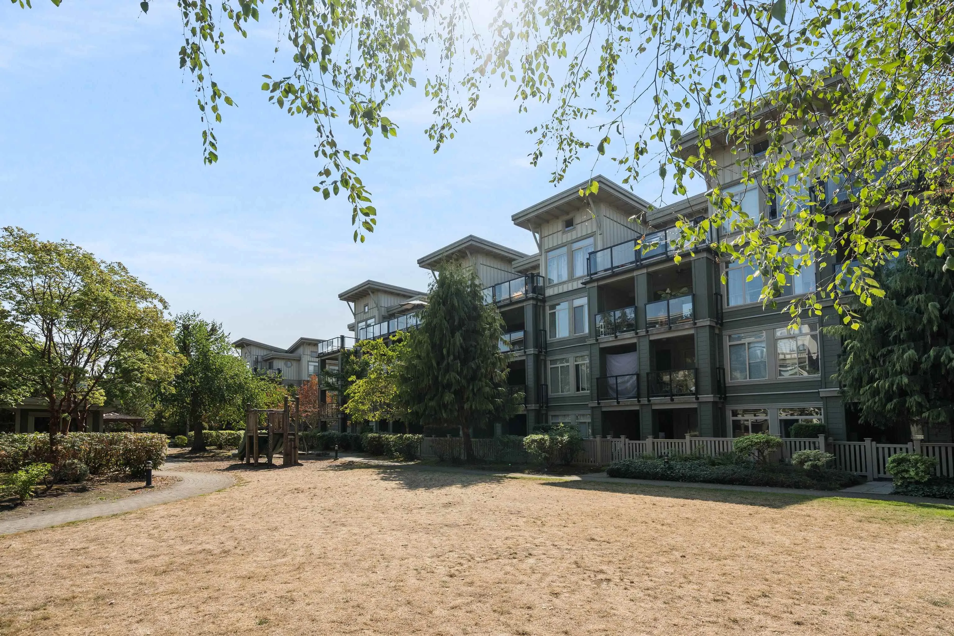 10180 153 Street #418