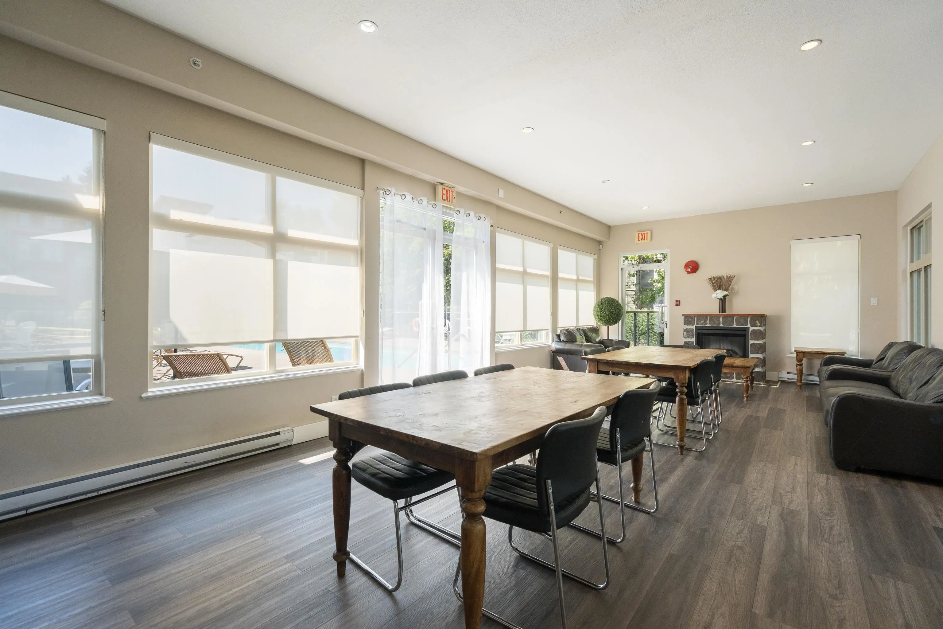10180 153 Street #418