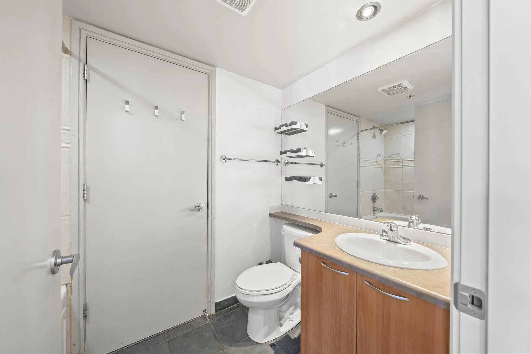 1068 Hornby Street #1807