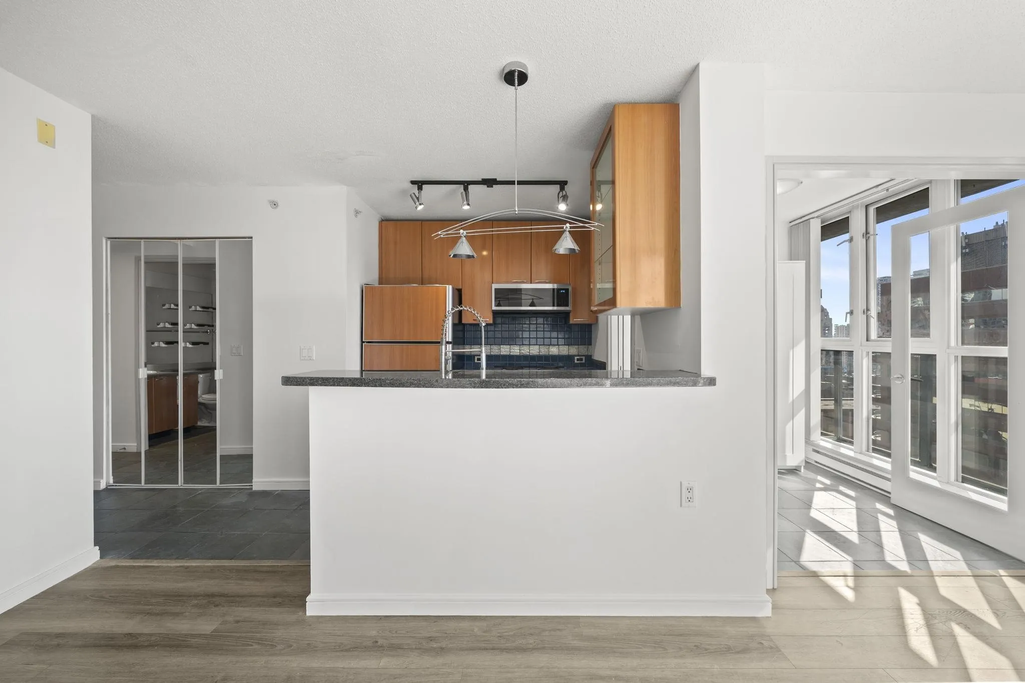 1068 Hornby Street #1807