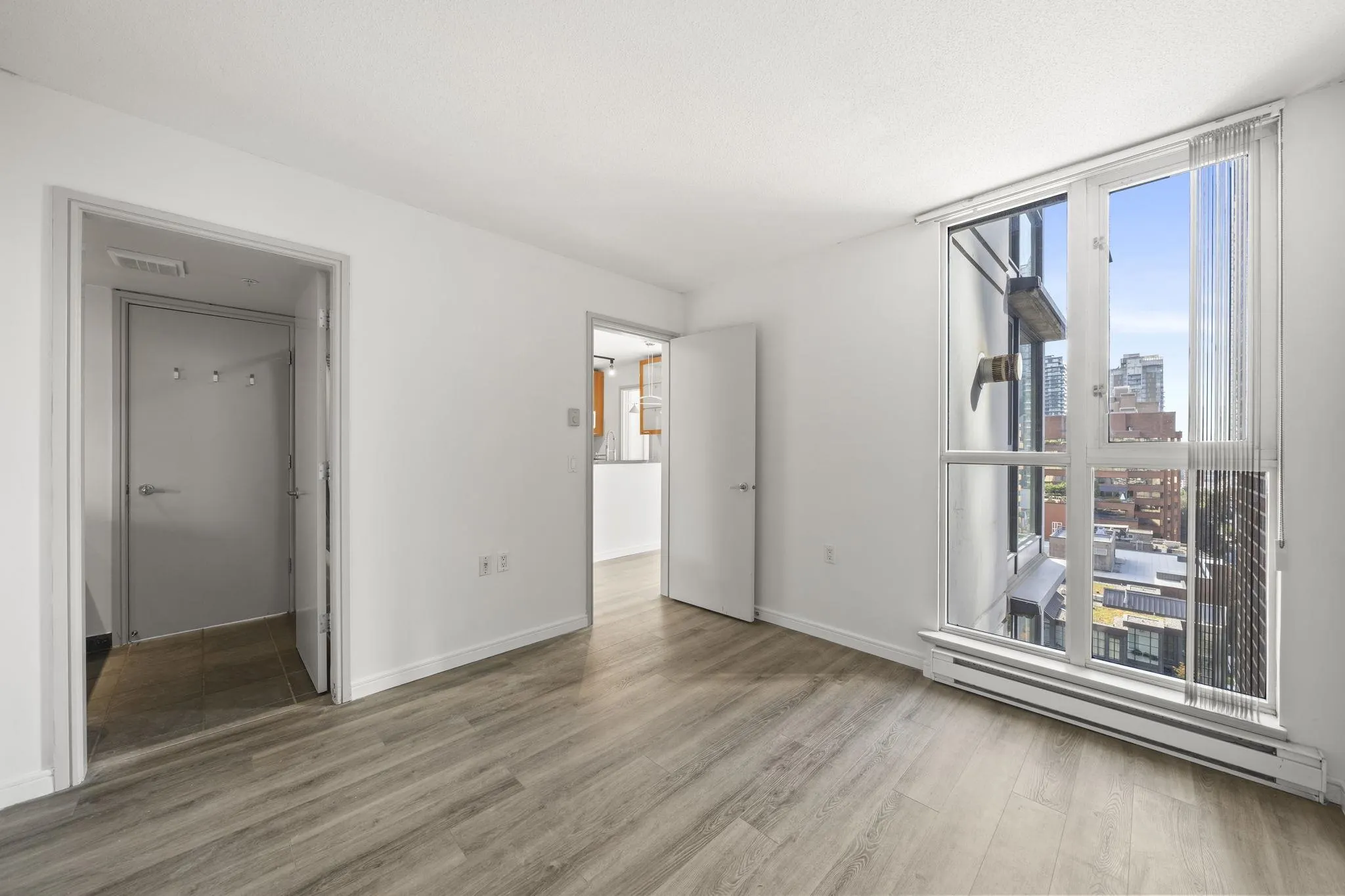 1068 Hornby Street #1807