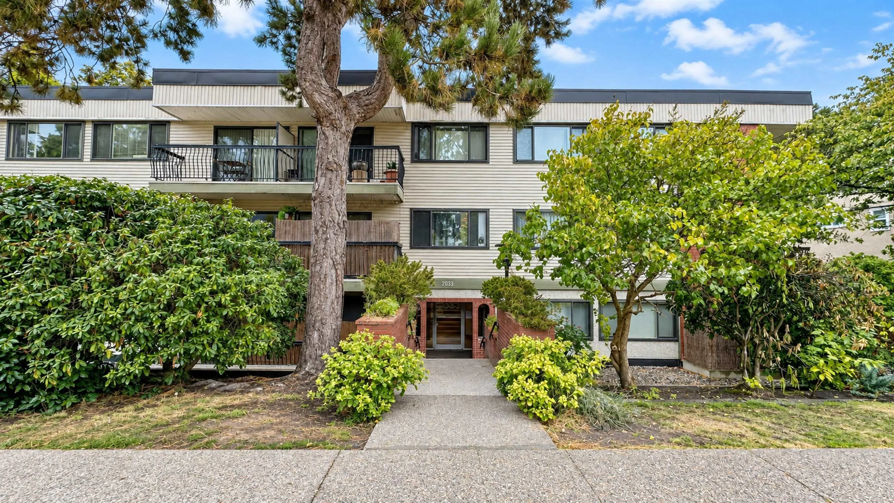 2033 W 7th Avenue #110
