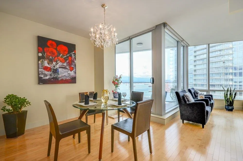 1077 W Cordova Street #3304