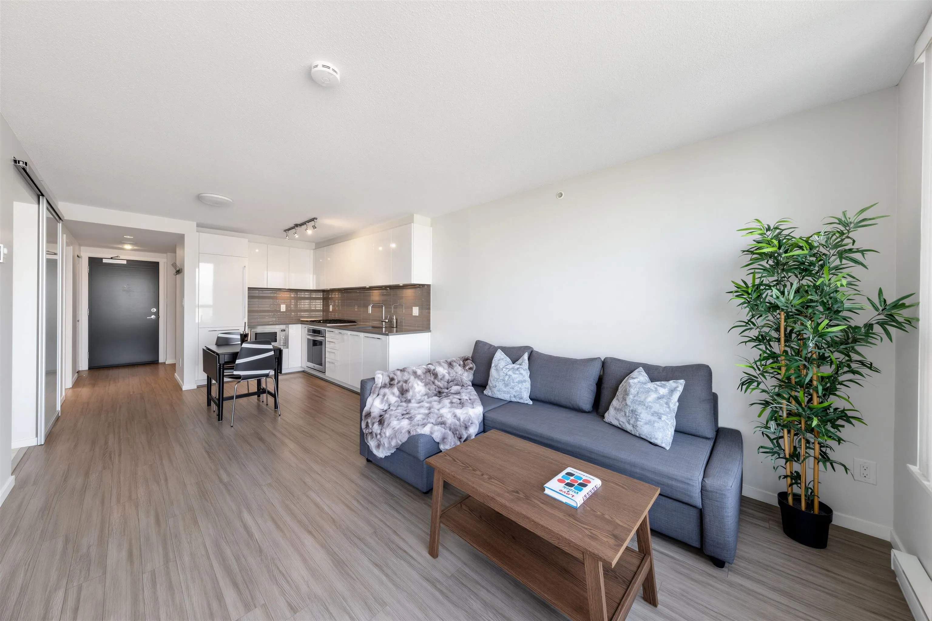 6658 Dow Avenue #2008