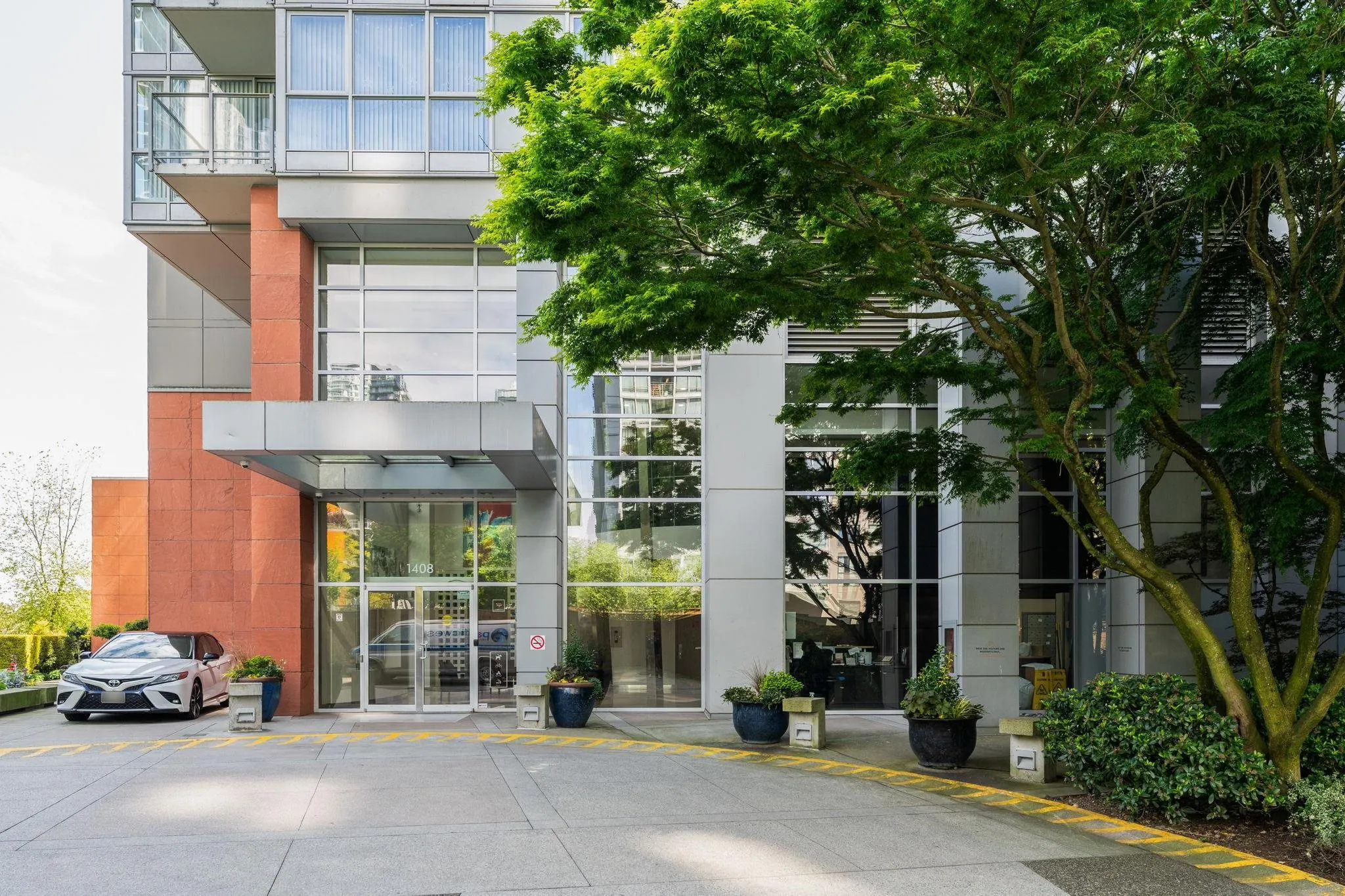 1408 Strathmore Mews #908
