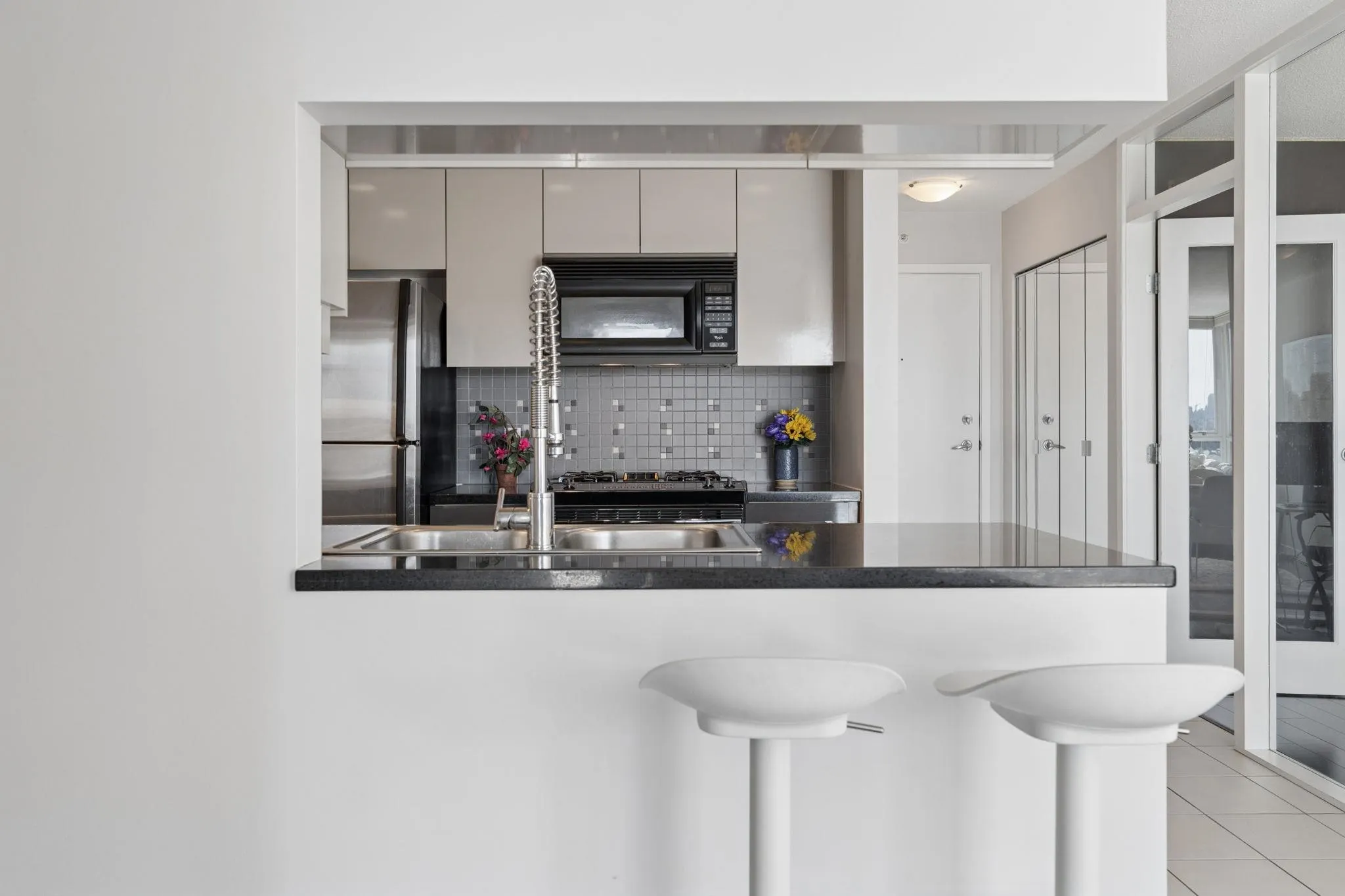 1408 Strathmore Mews #908