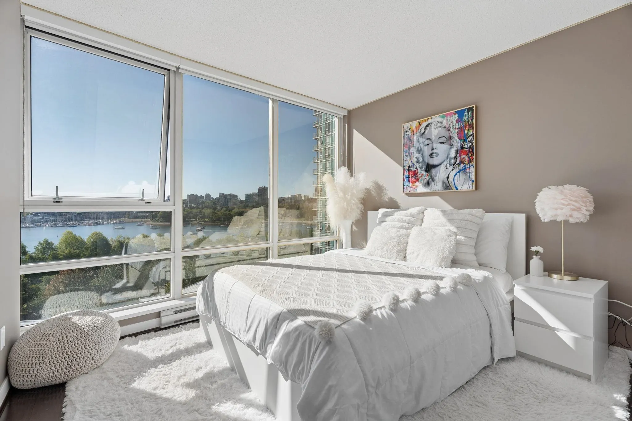 1408 Strathmore Mews #908