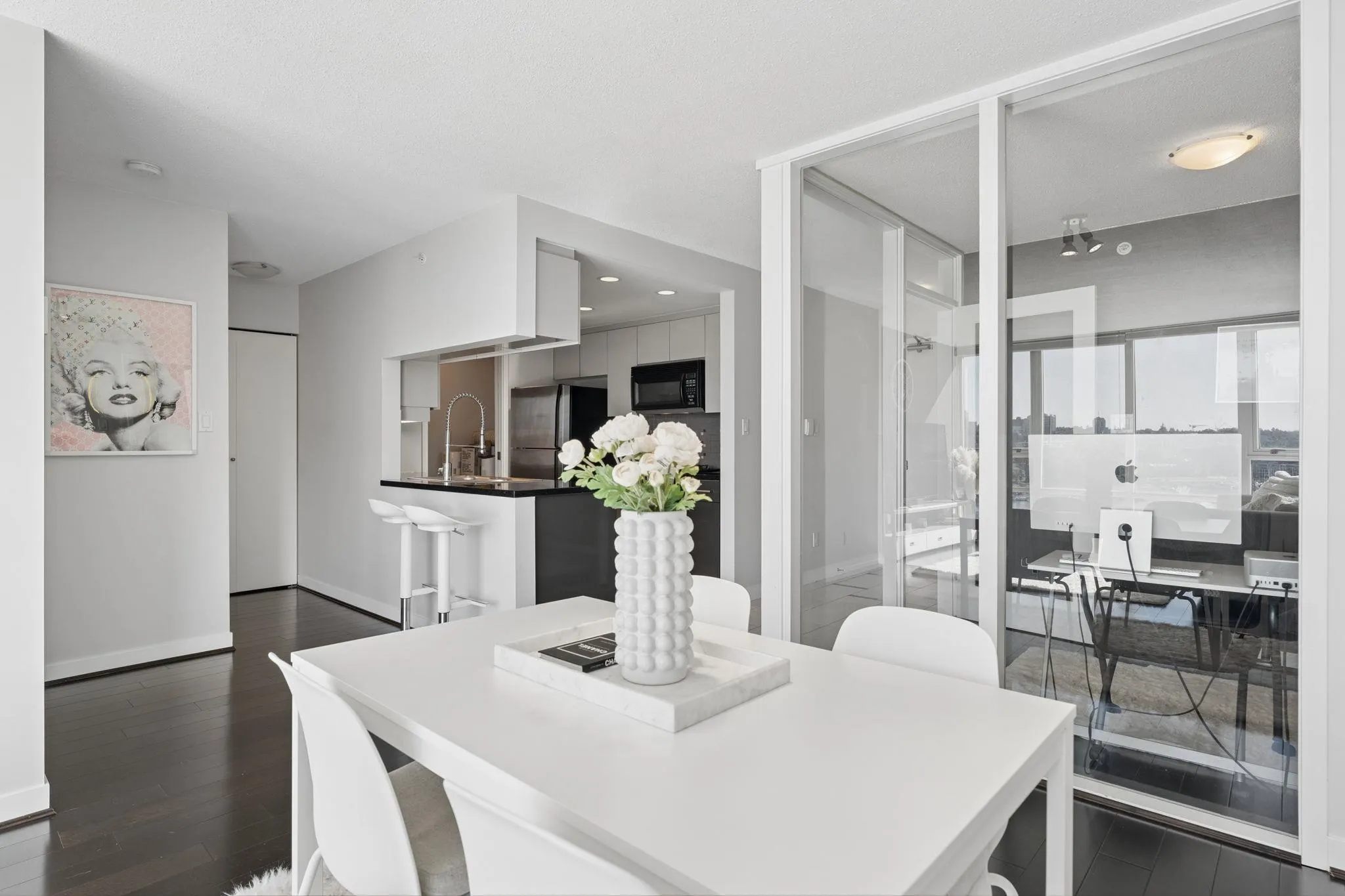 1408 Strathmore Mews #908