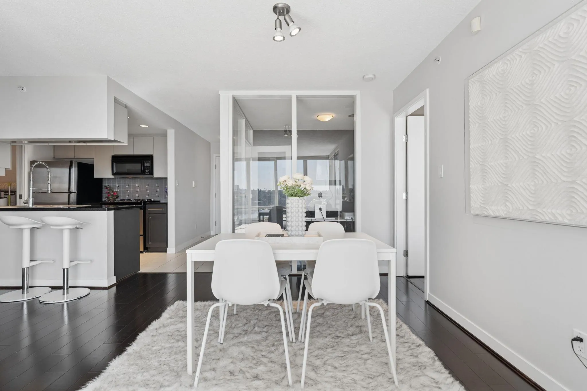 1408 Strathmore Mews #908
