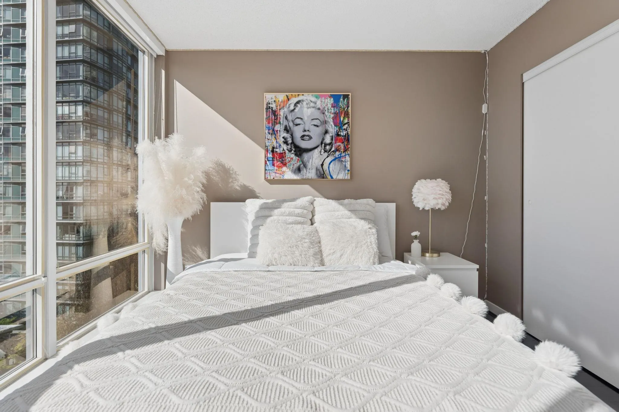 1408 Strathmore Mews #908