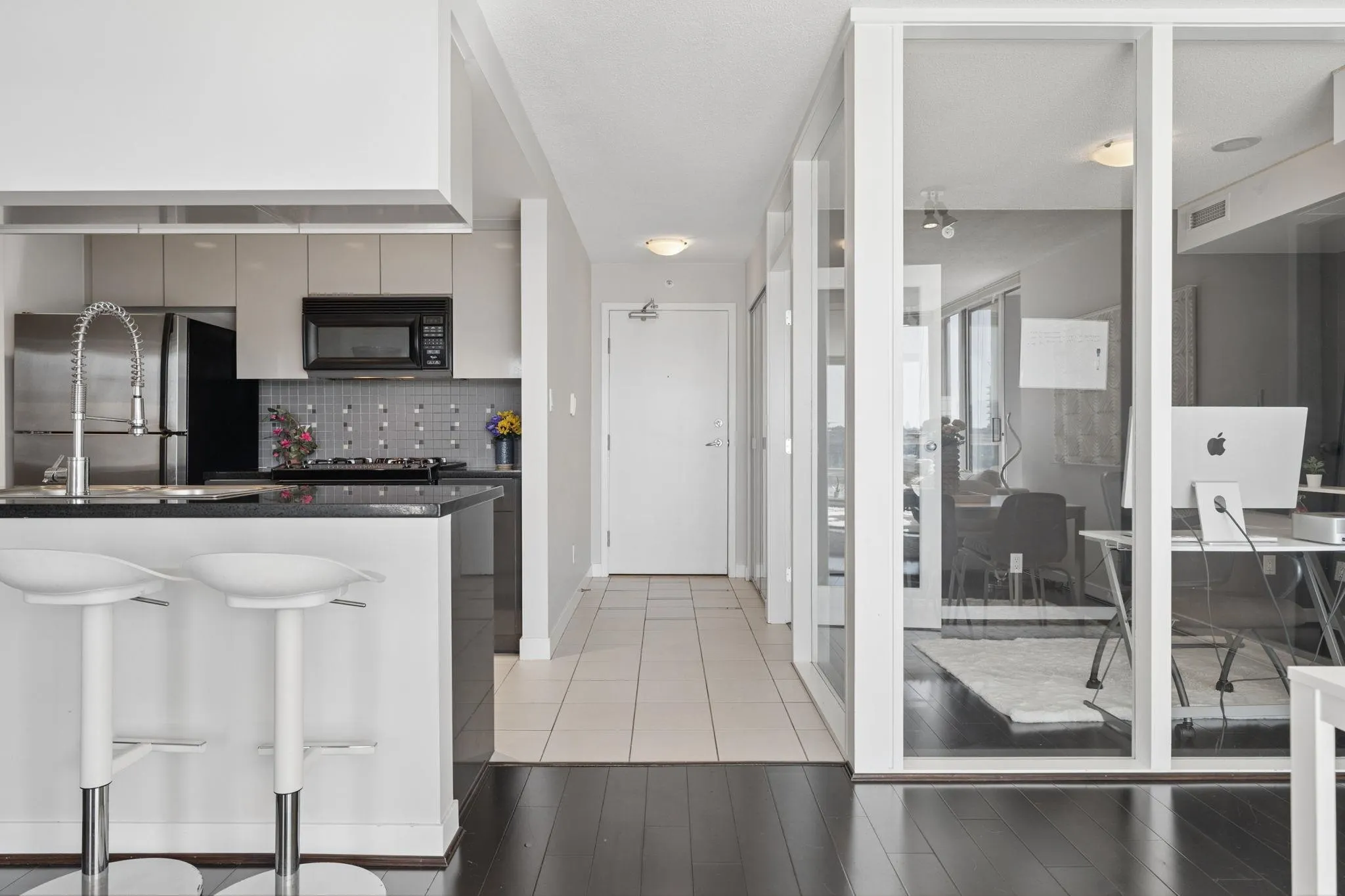 1408 Strathmore Mews #908