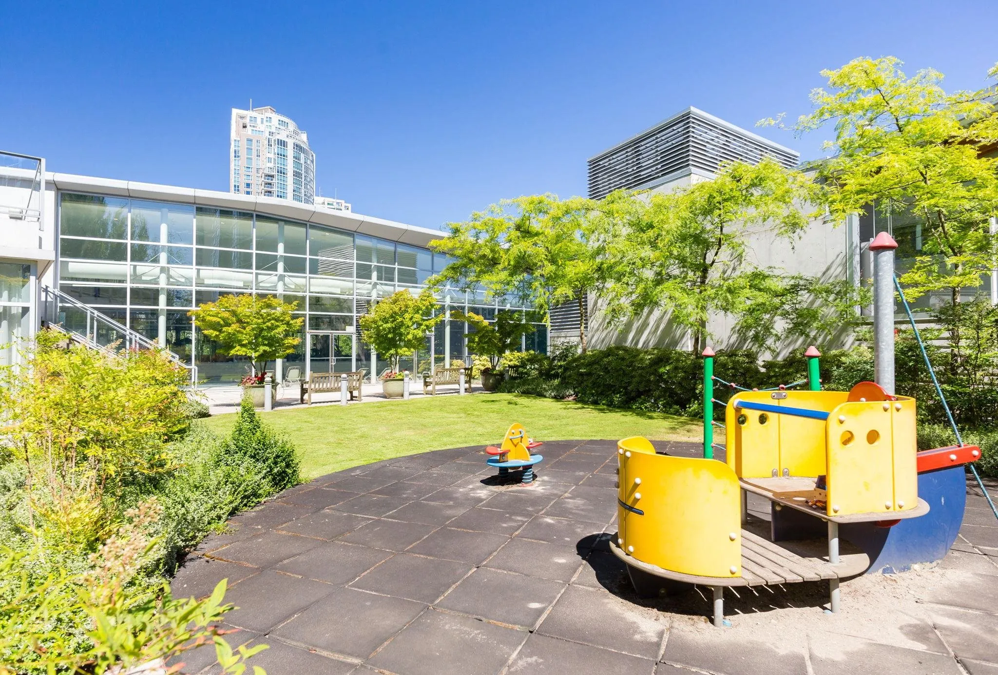 1408 Strathmore Mews #908
