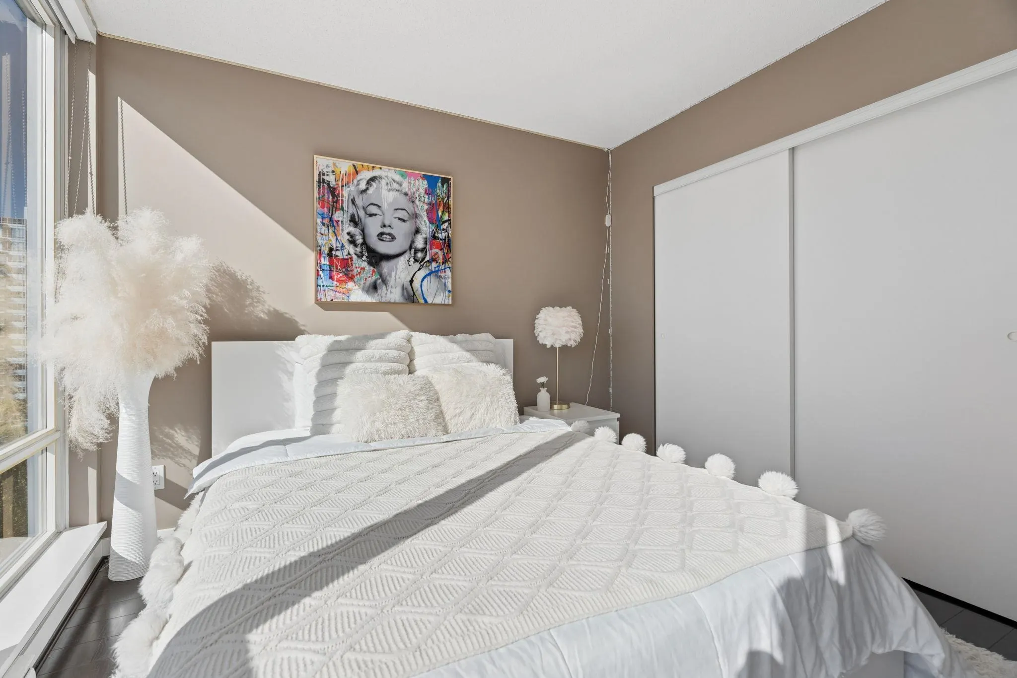 1408 Strathmore Mews #908