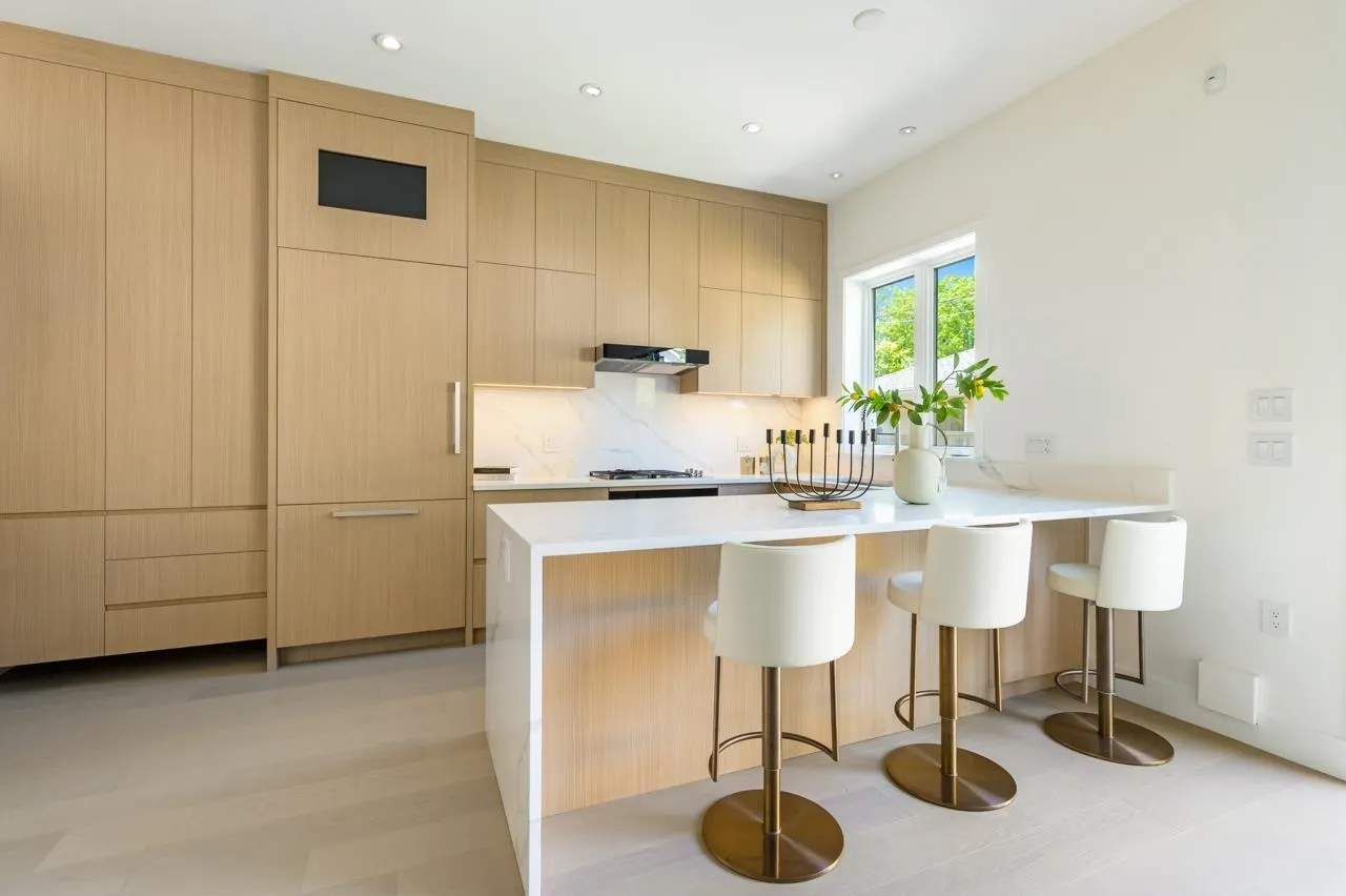 3771 W King Edward Avenue #2