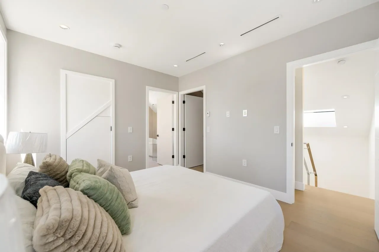 3771 W King Edward Avenue #2