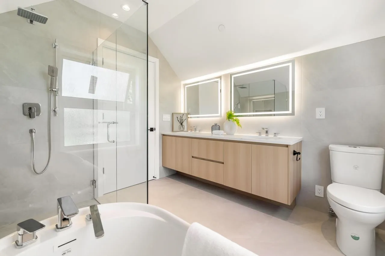3771 W King Edward Avenue #2