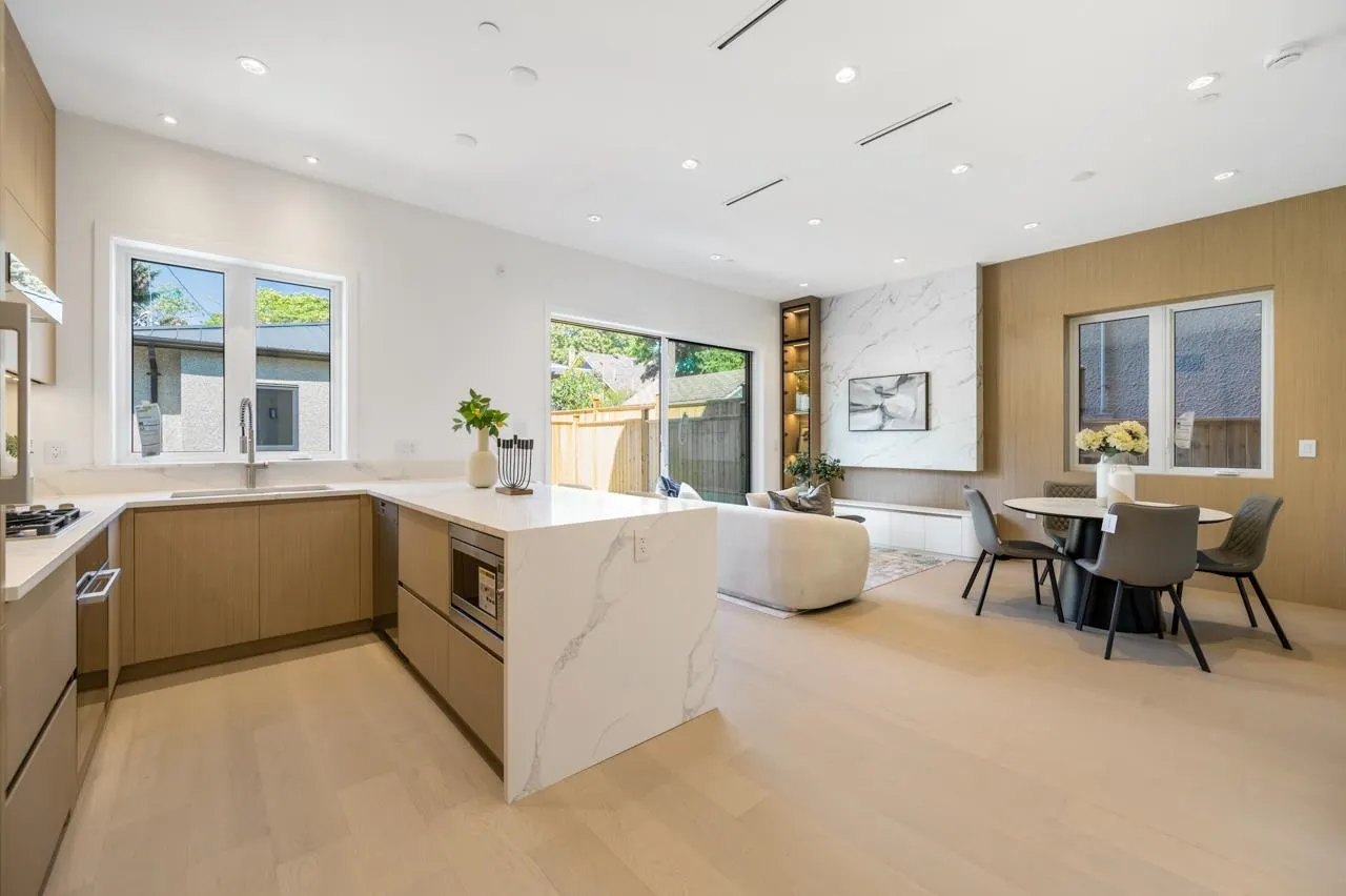 3771 W King Edward Avenue #2