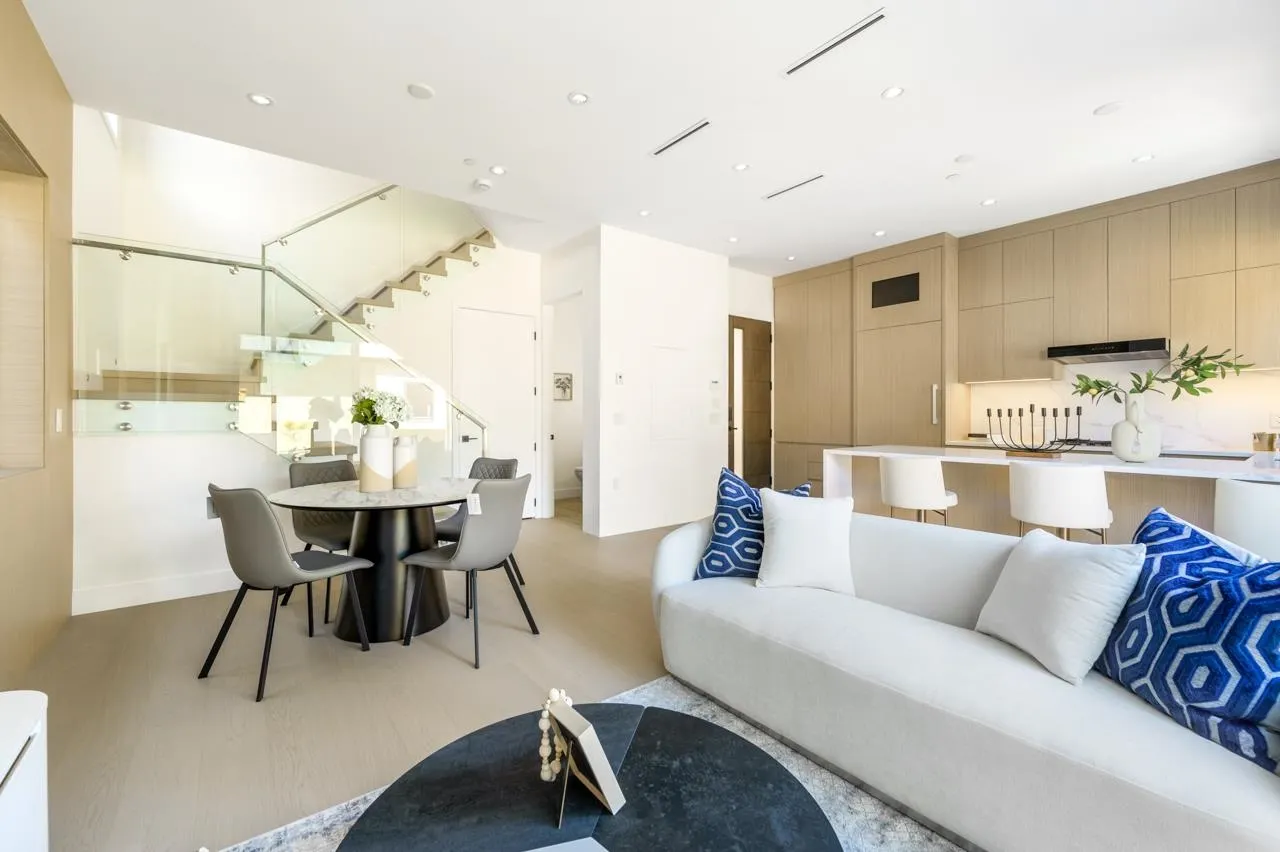 3771 W King Edward Avenue #2