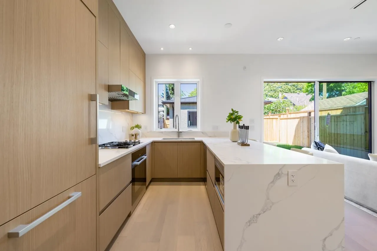 3771 W King Edward Avenue #2