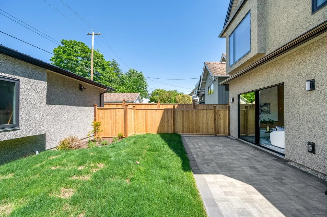 3771 W King Edward Avenue #2