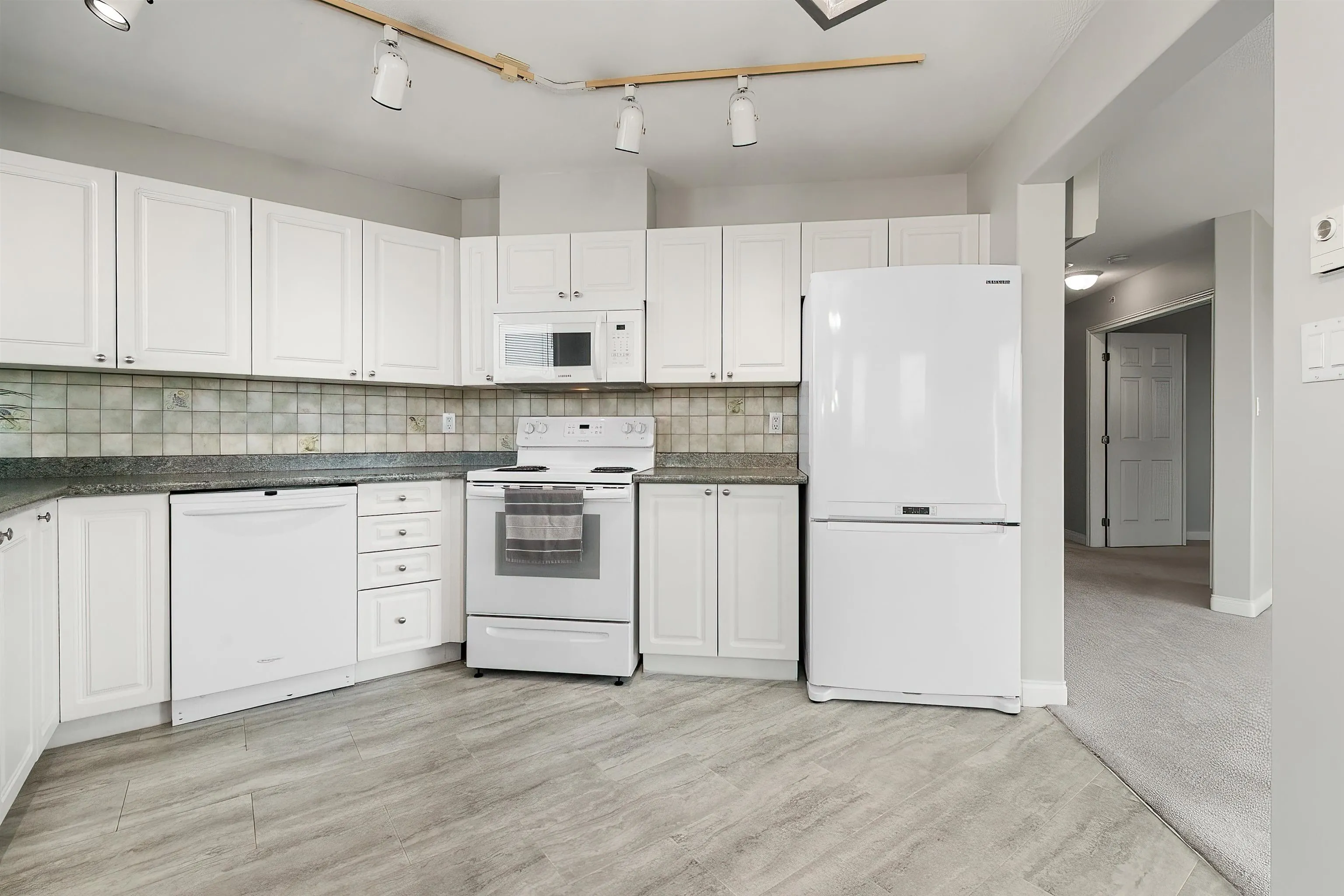 33065 Mill Lake Road #805