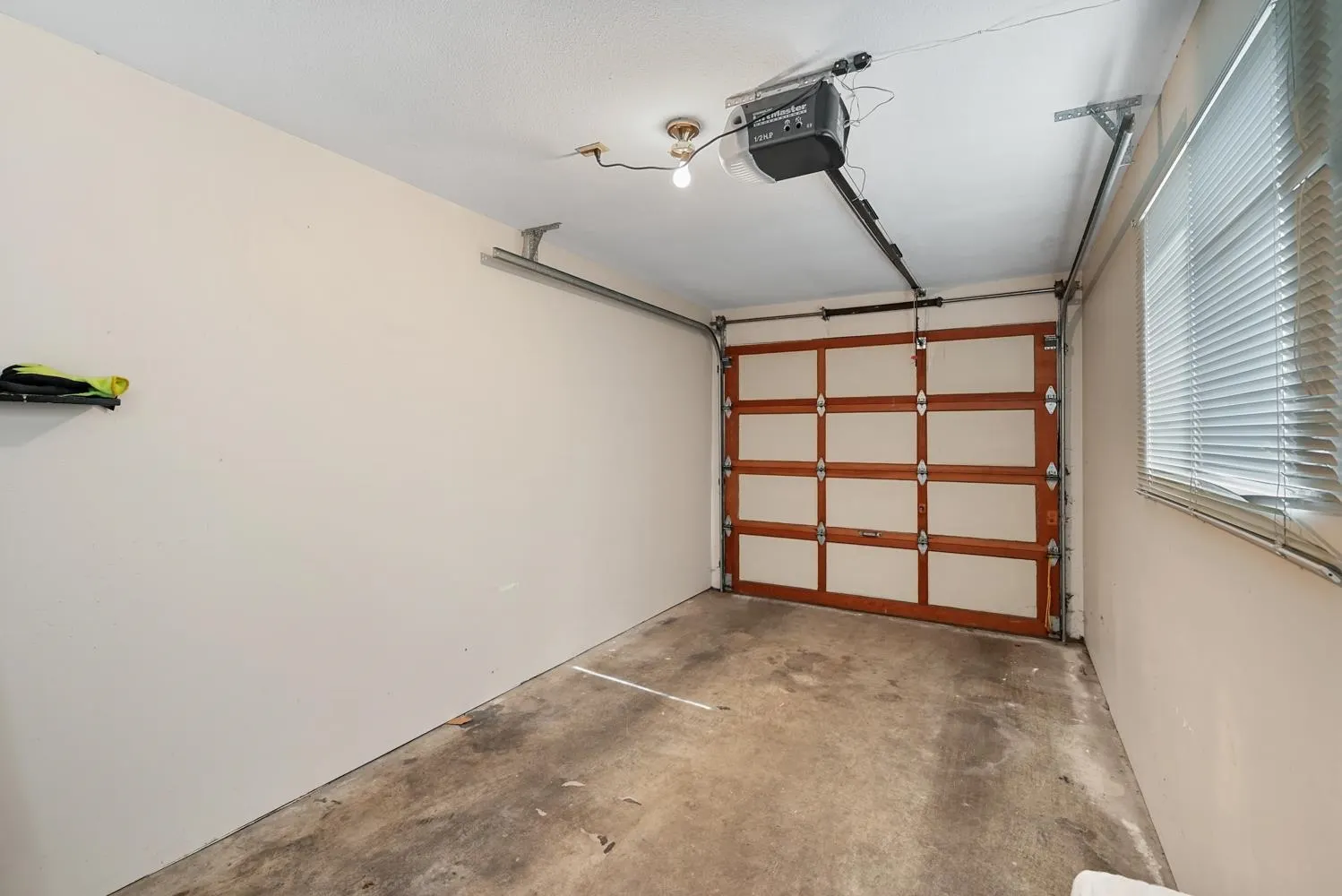 819 W 70th Avenue