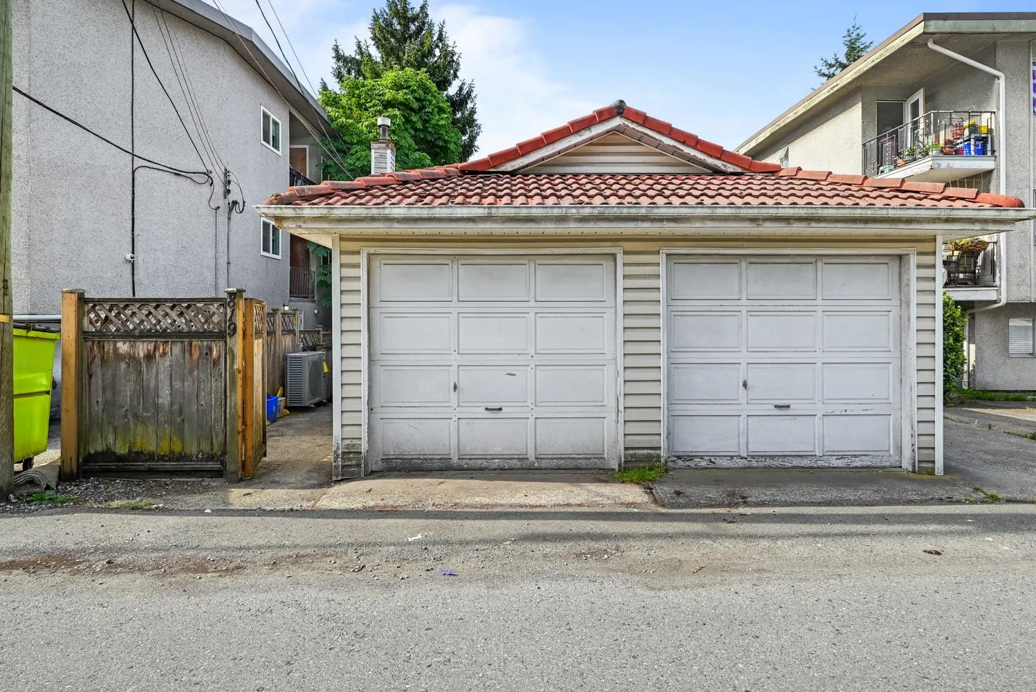 819 W 70th Avenue