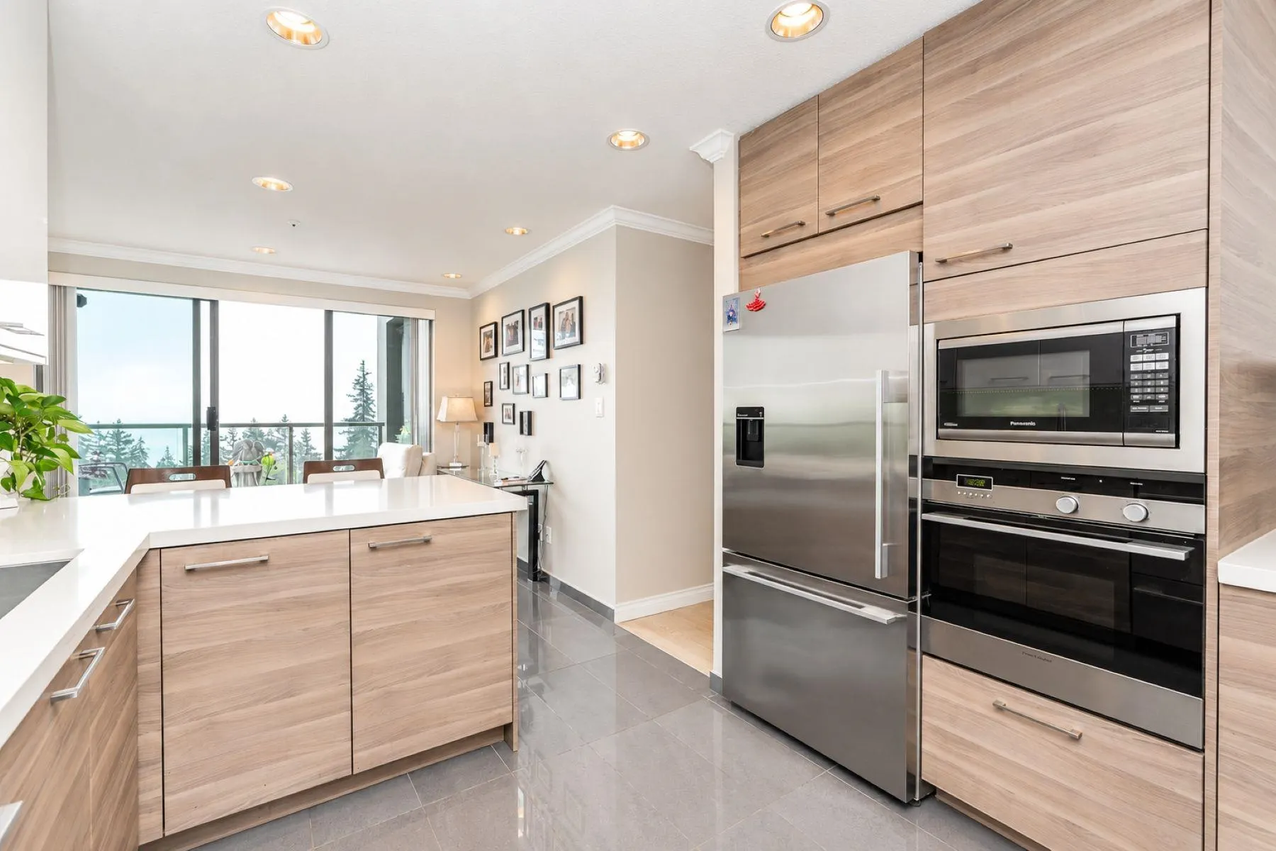 3131 Deer Ridge Drive #402