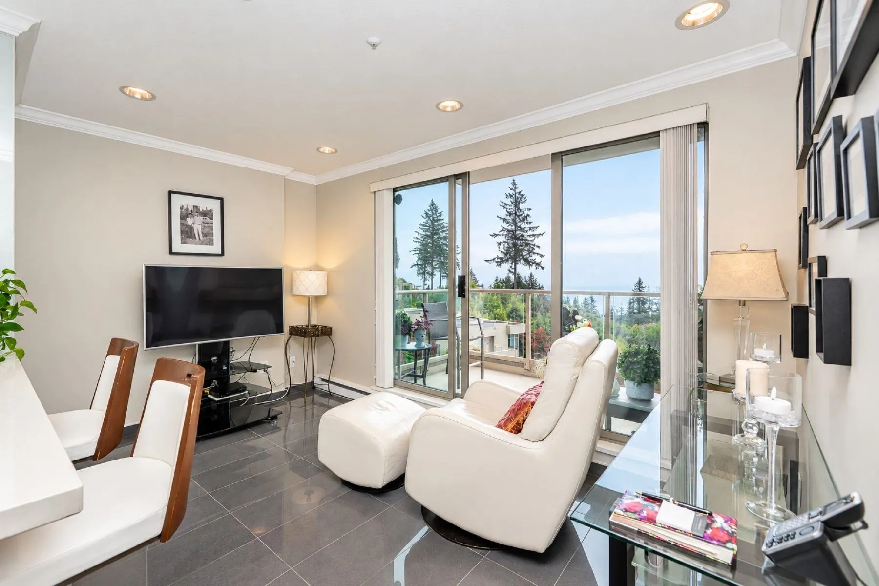 3131 Deer Ridge Drive #402