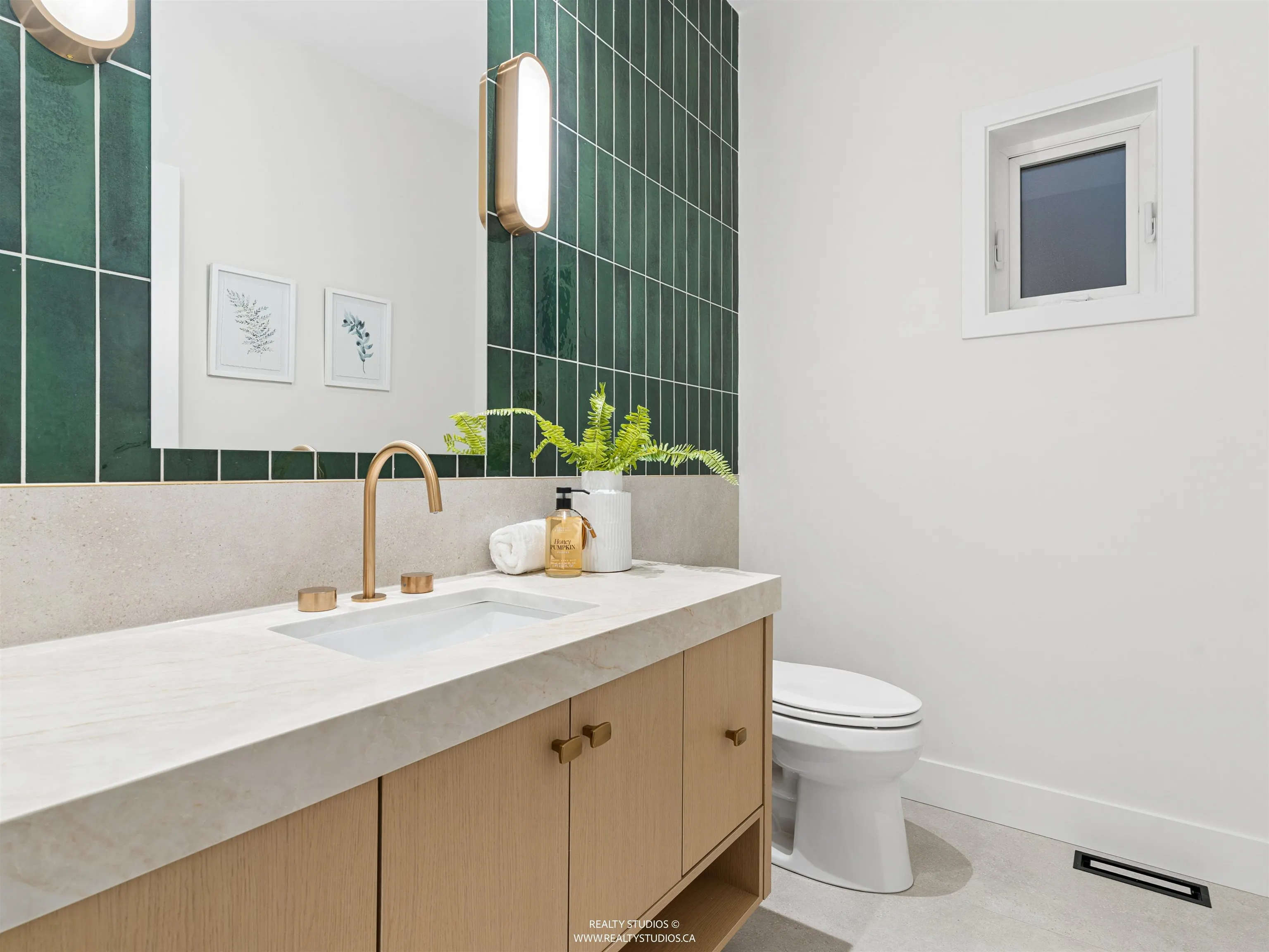 2541 E 2nd Avenue #2