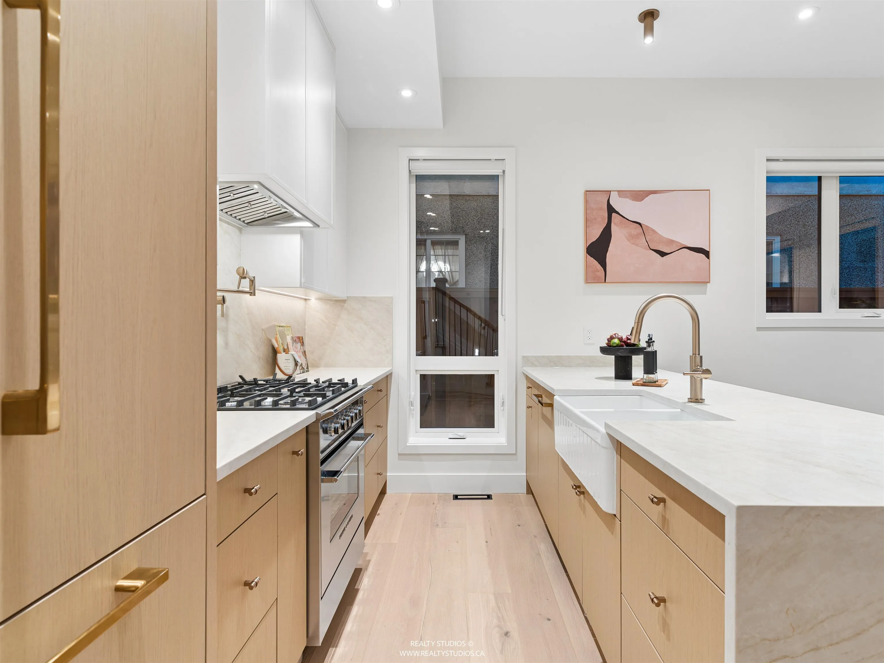 2541 E 2nd Avenue #2
