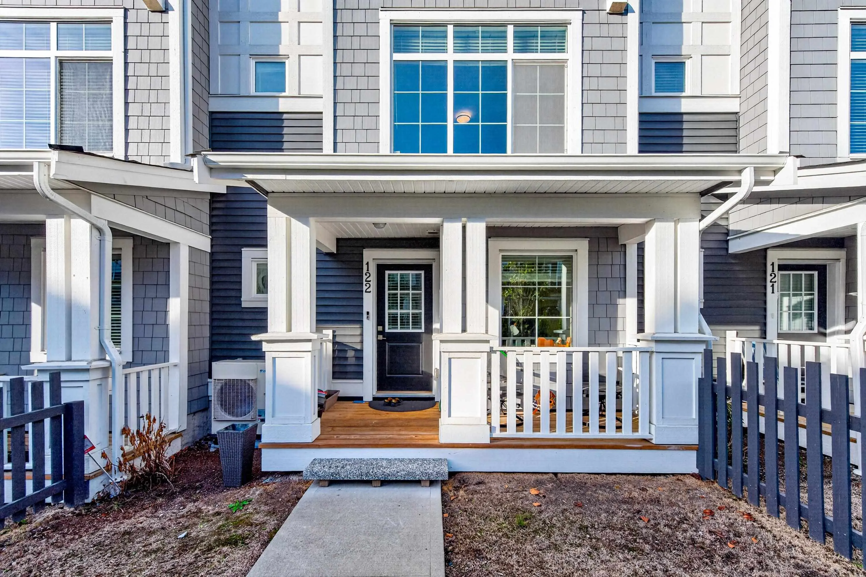 20180 84 Avenue #122