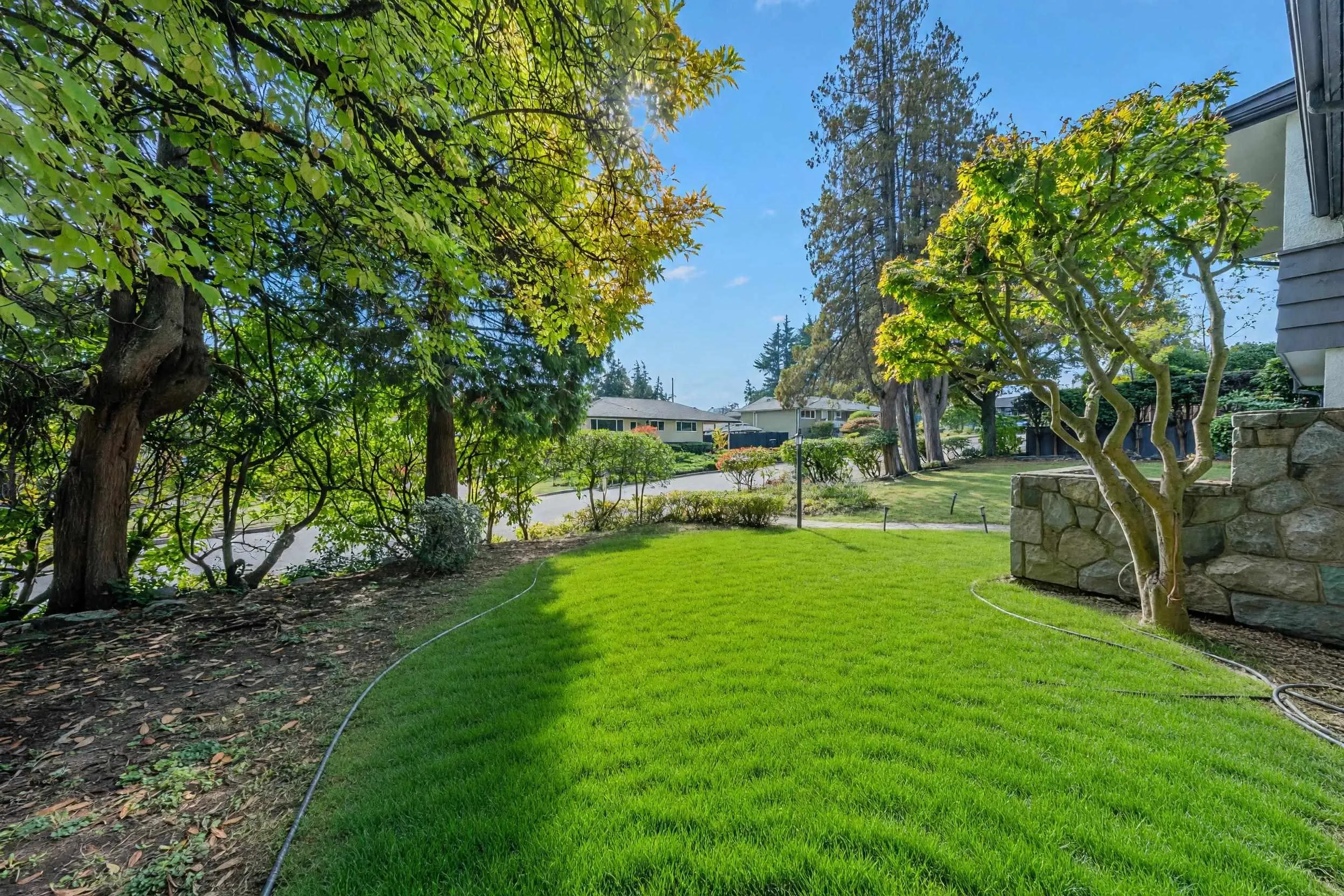 8758 Crest Drive