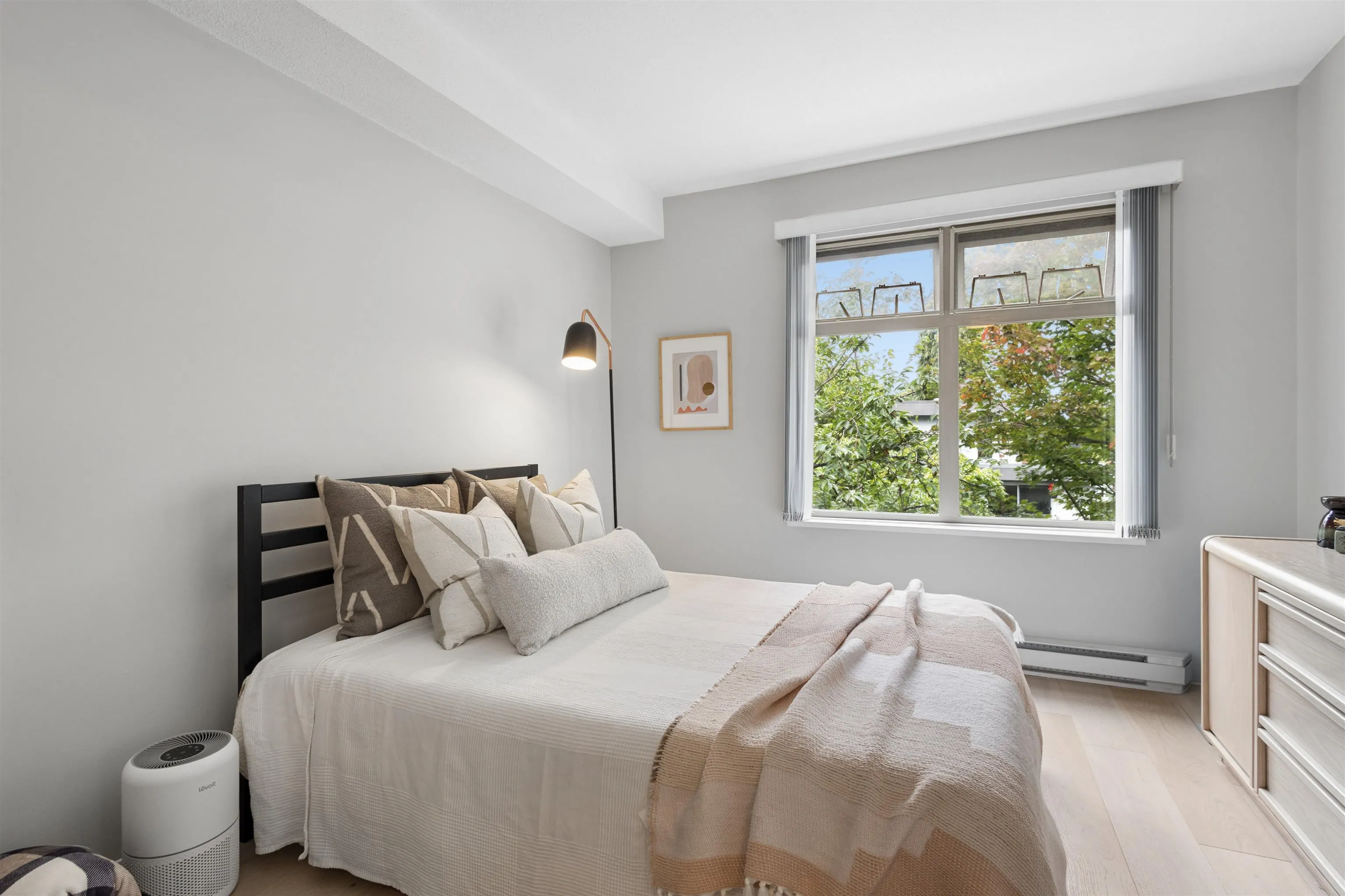 980 W 21st Avenue #305