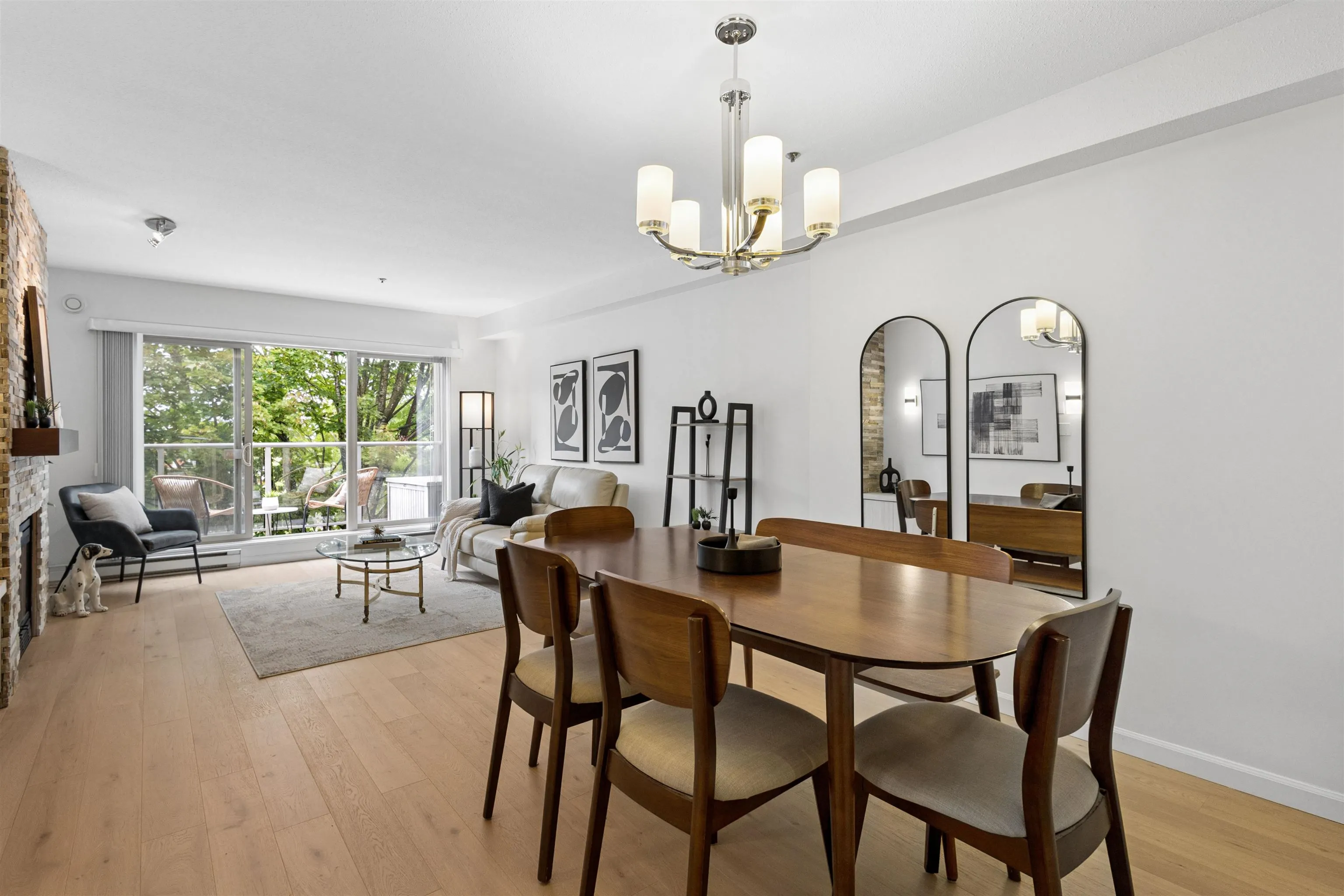 980 W 21st Avenue #305
