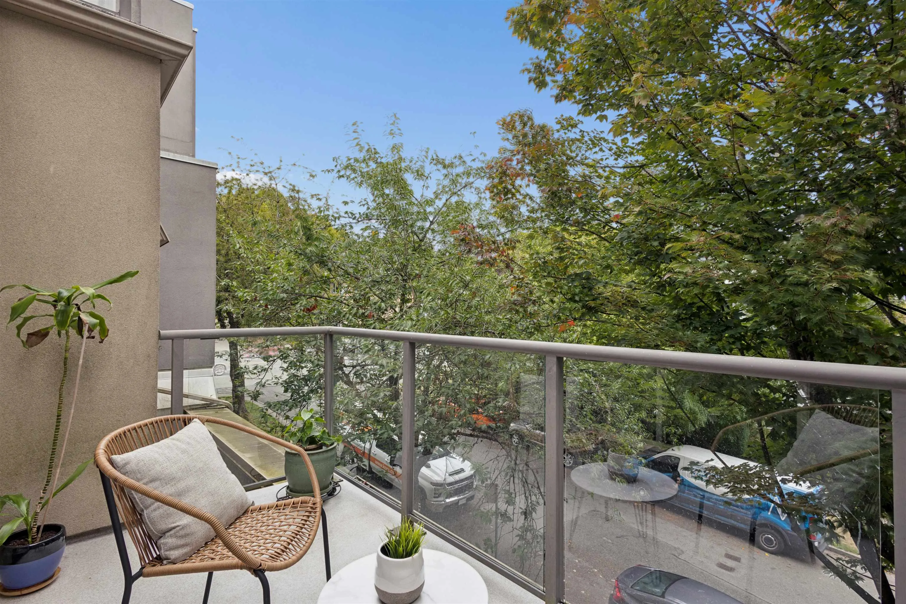 980 W 21st Avenue #305