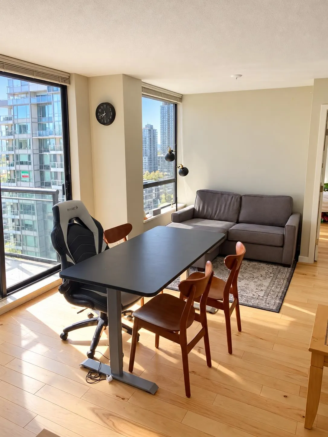 1295 Richards Street #15xx