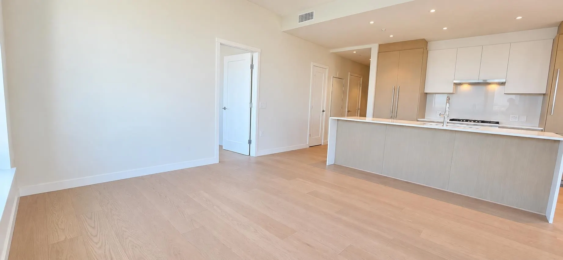 128 W 15th Street #2103