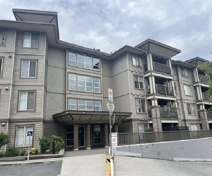 45567 Yale Road #101