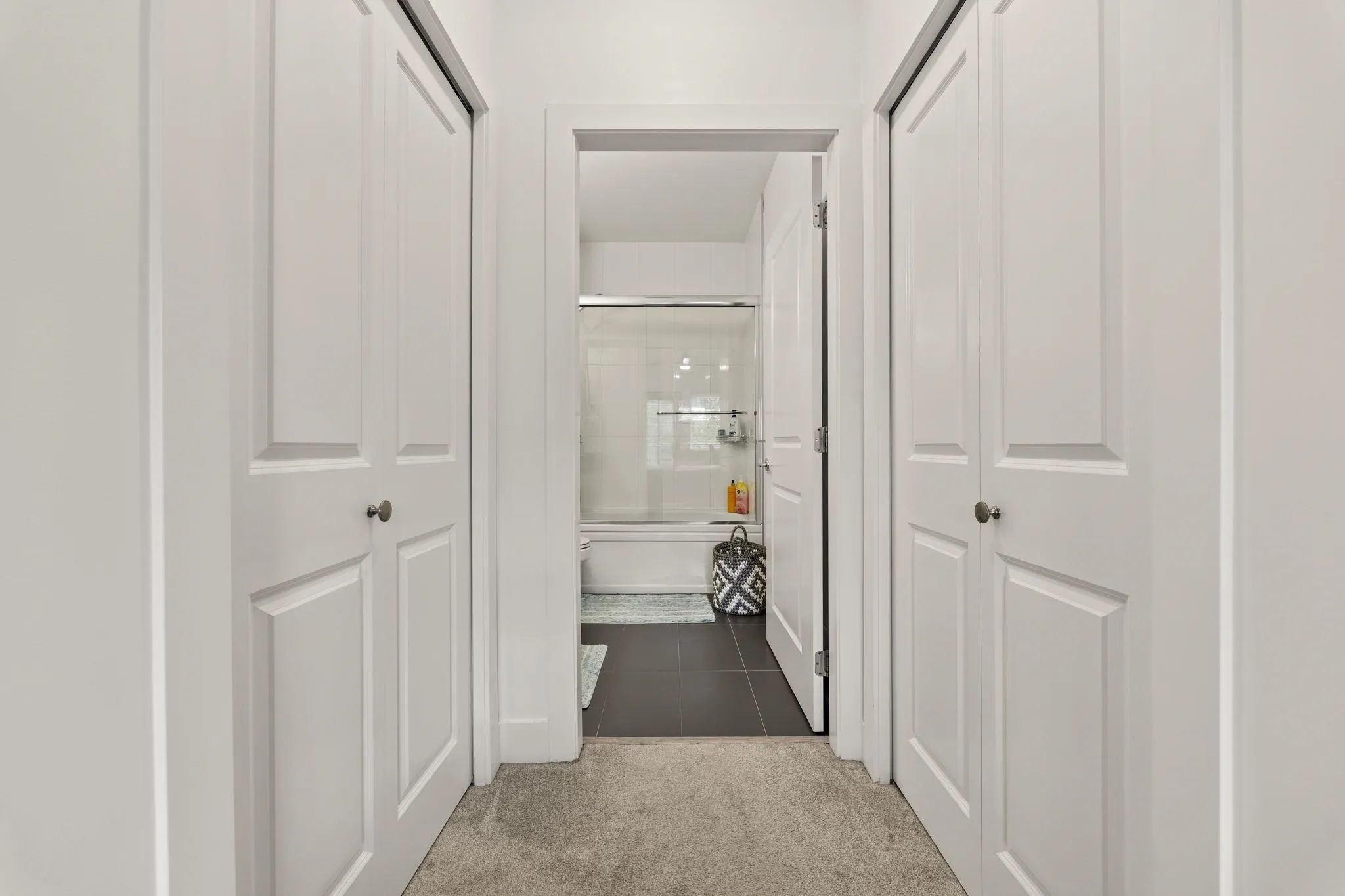 2389 Hawthorne Avenue #304