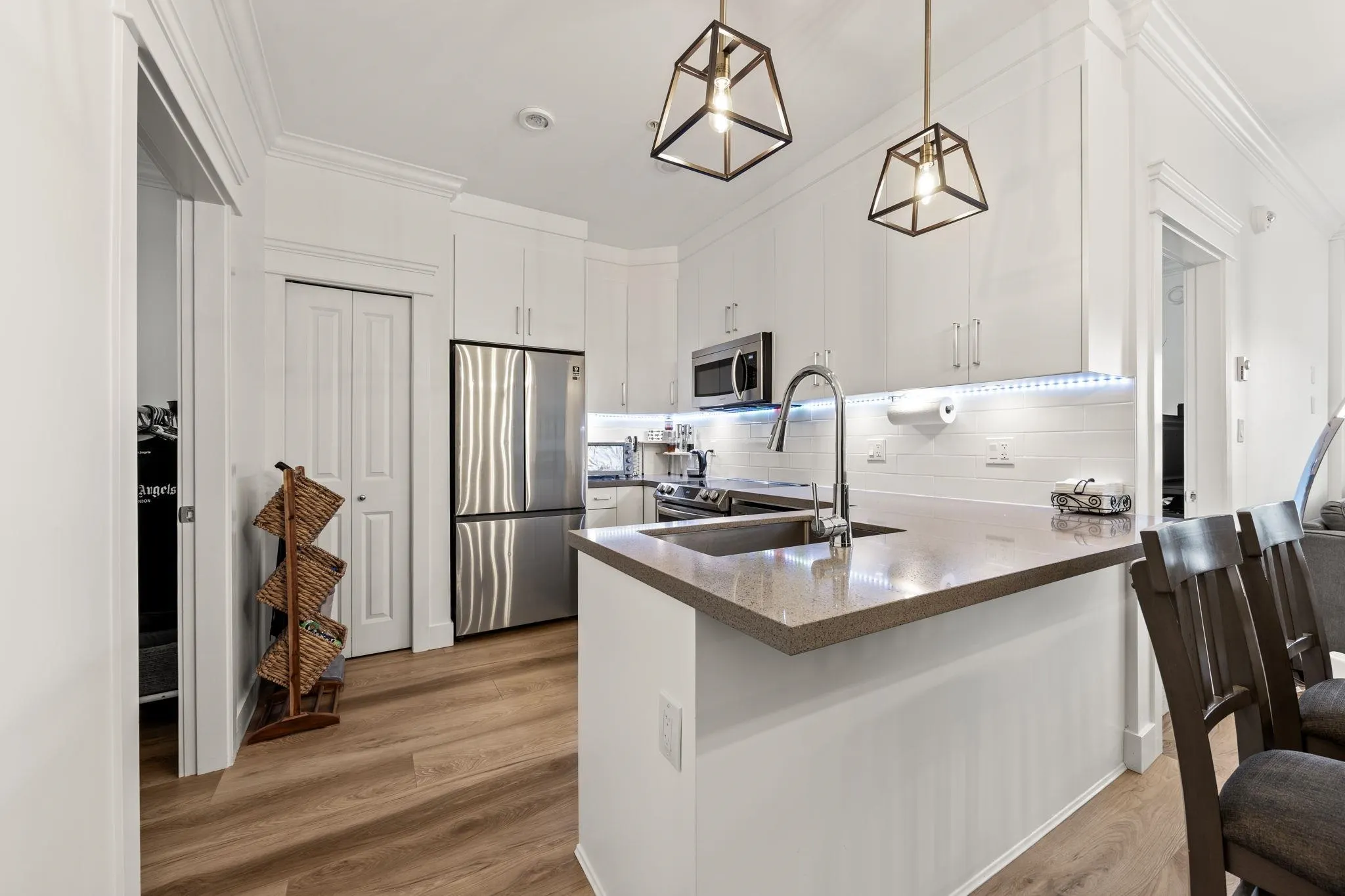 2389 Hawthorne Avenue #304