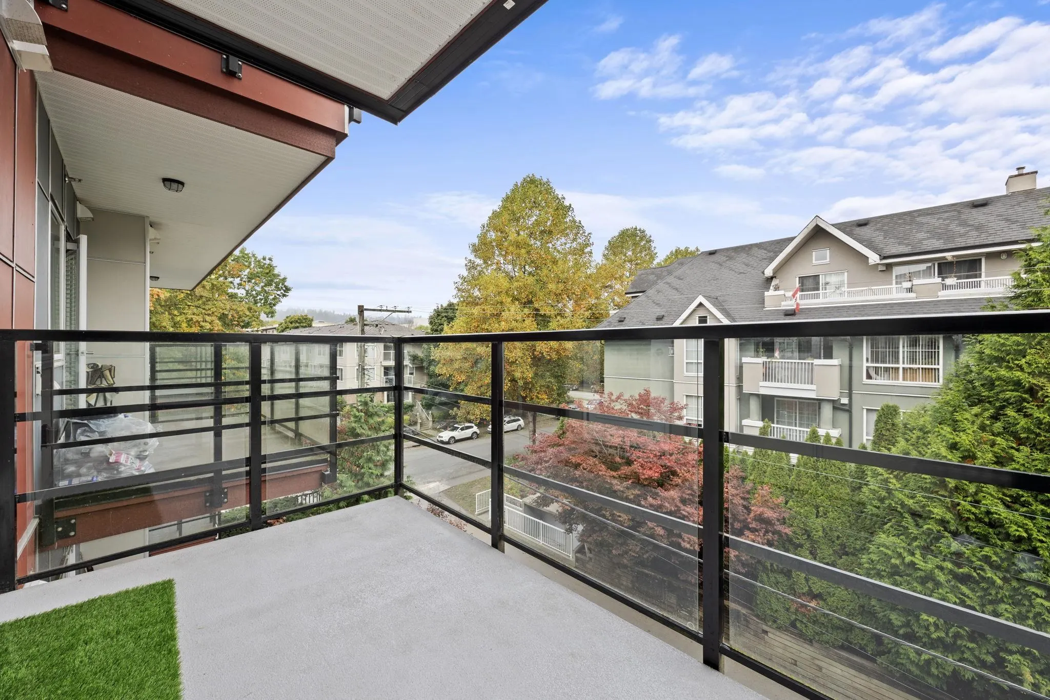 2389 Hawthorne Avenue #304